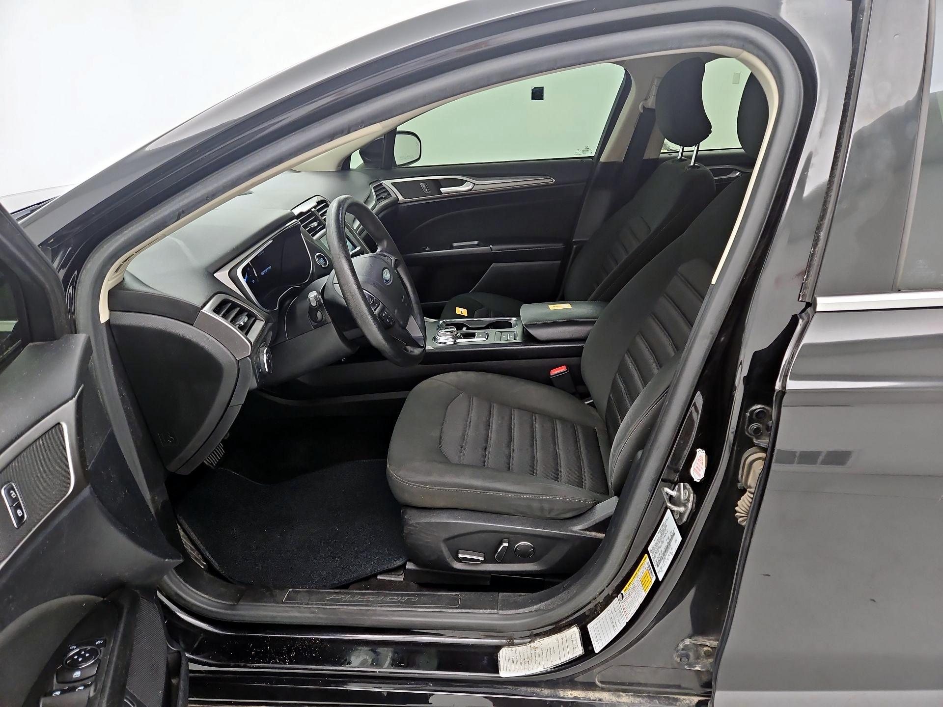 Thumbnail: 2019 Ford Fusion - 11