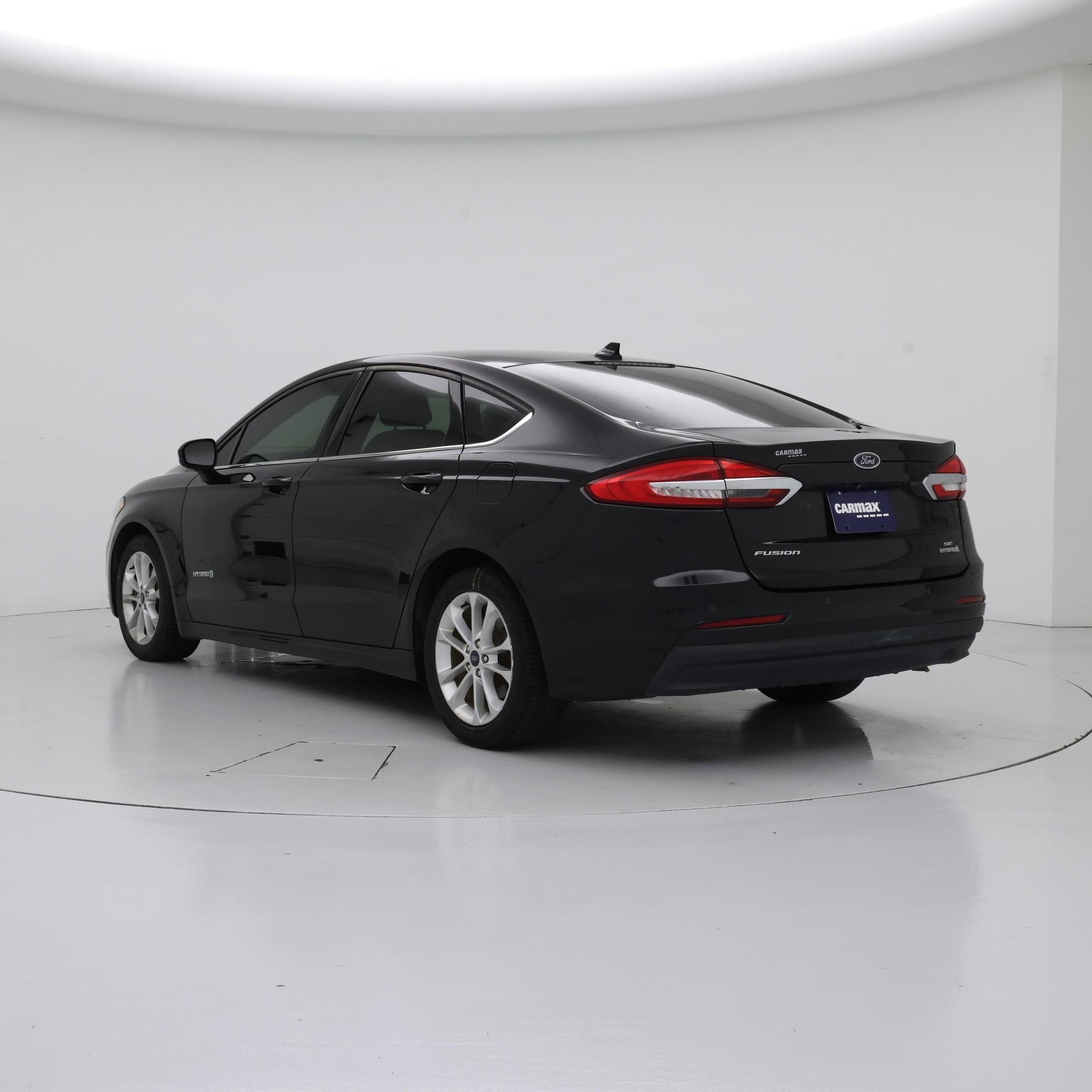 Thumbnail: 2019 Ford Fusion - 2