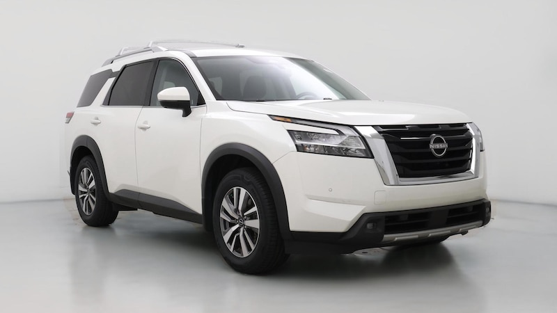 2022 Nissan Pathfinder SL Hero Image