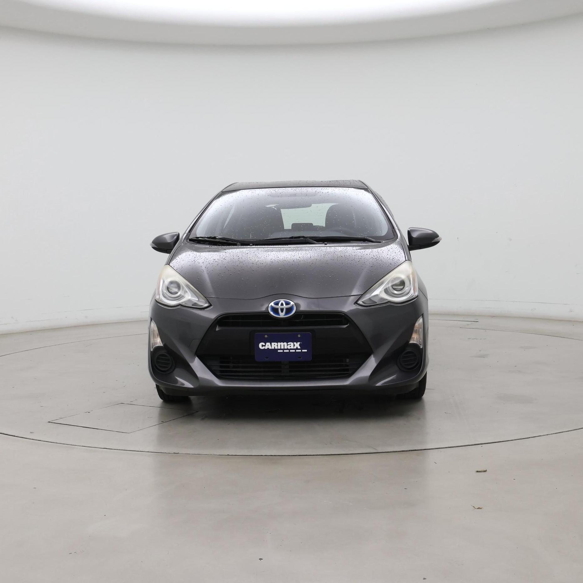 Thumbnail: 2015 Toyota Prius c - 5
