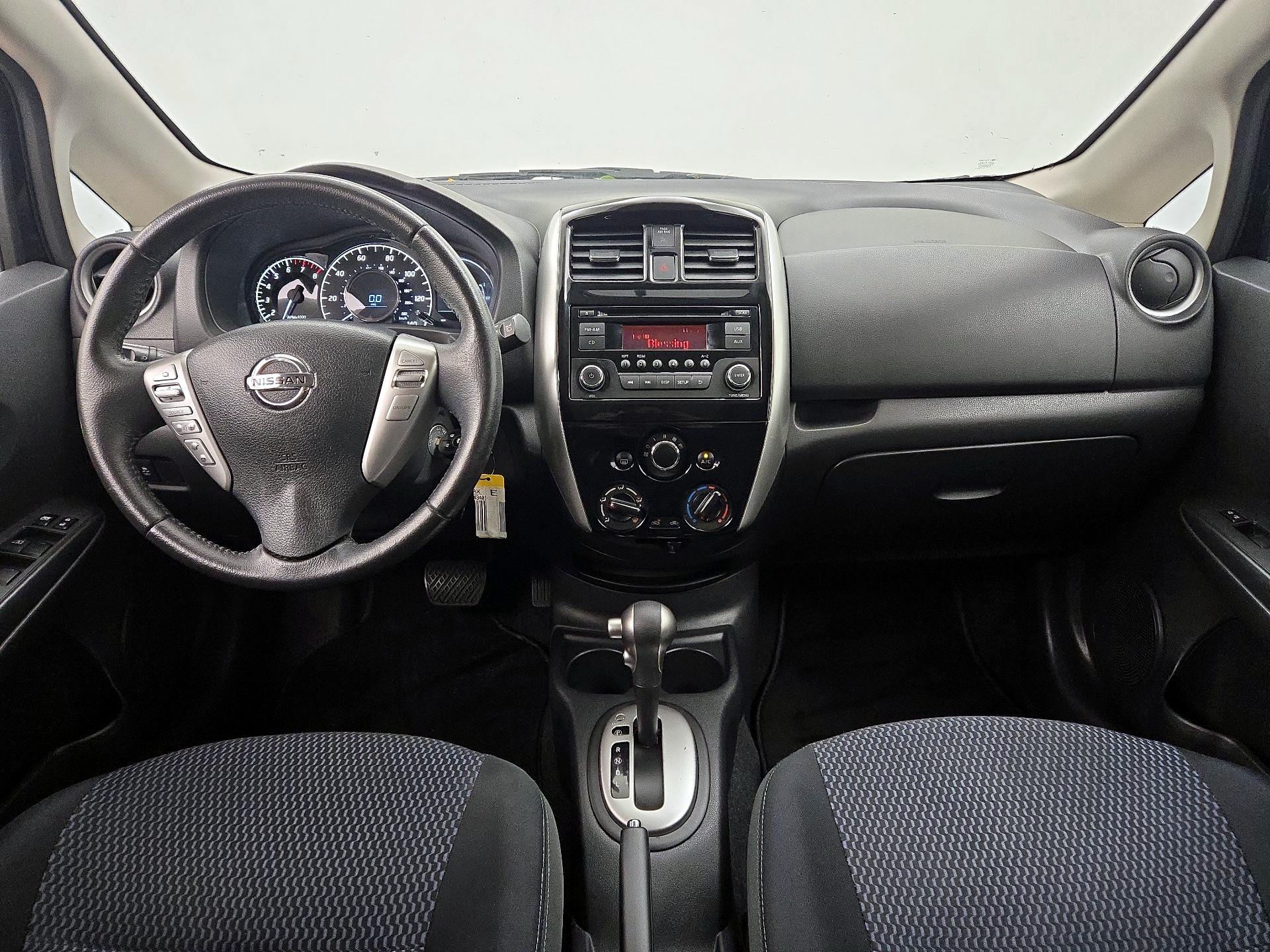 Thumbnail: 2015 Nissan Versa Note - 9