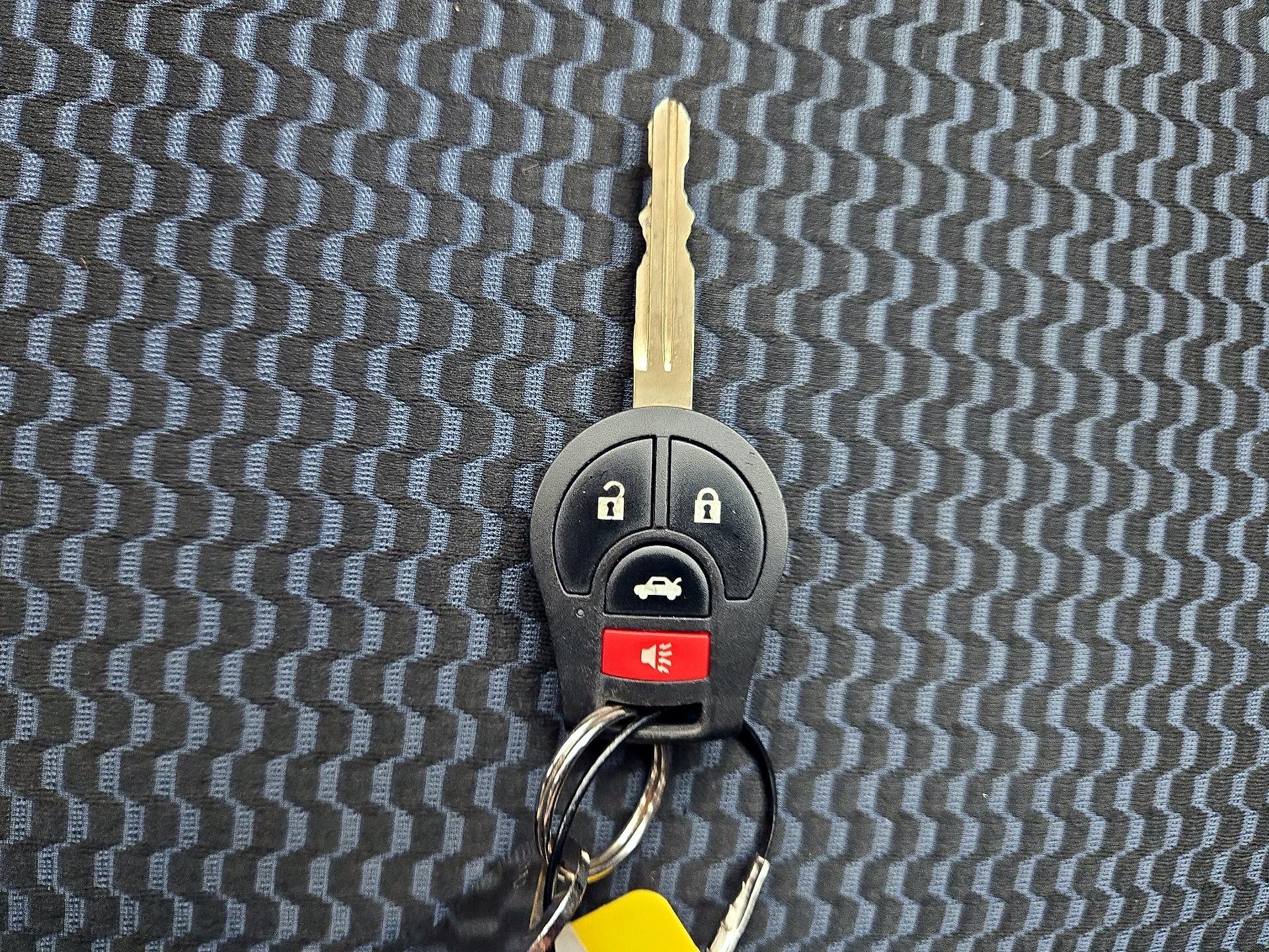Thumbnail: 2015 Nissan Versa Note - 20