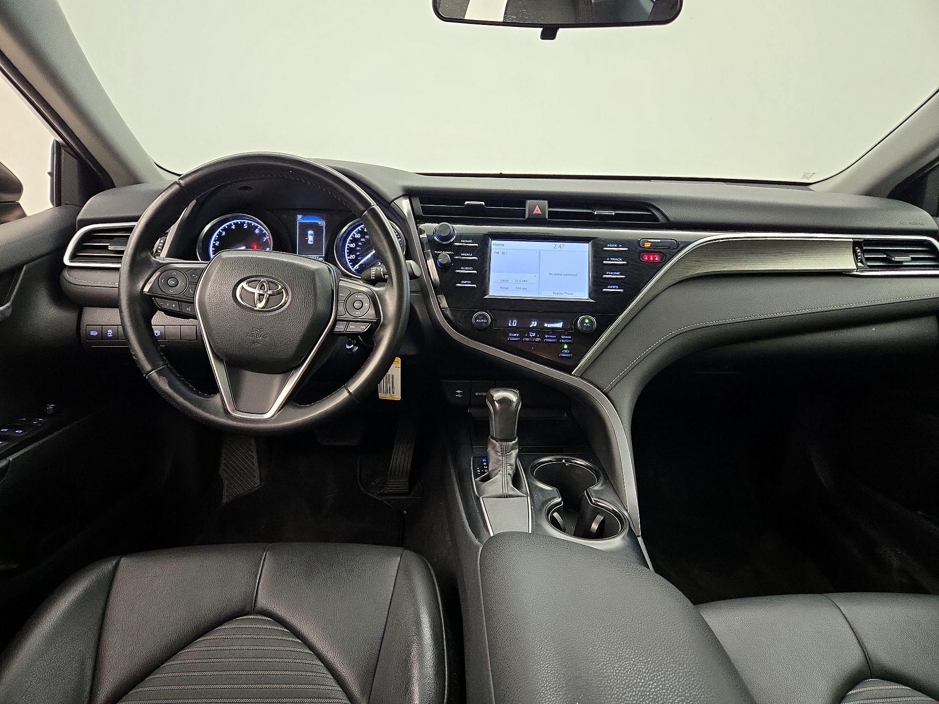 Thumbnail: 2018 Toyota Camry - 9
