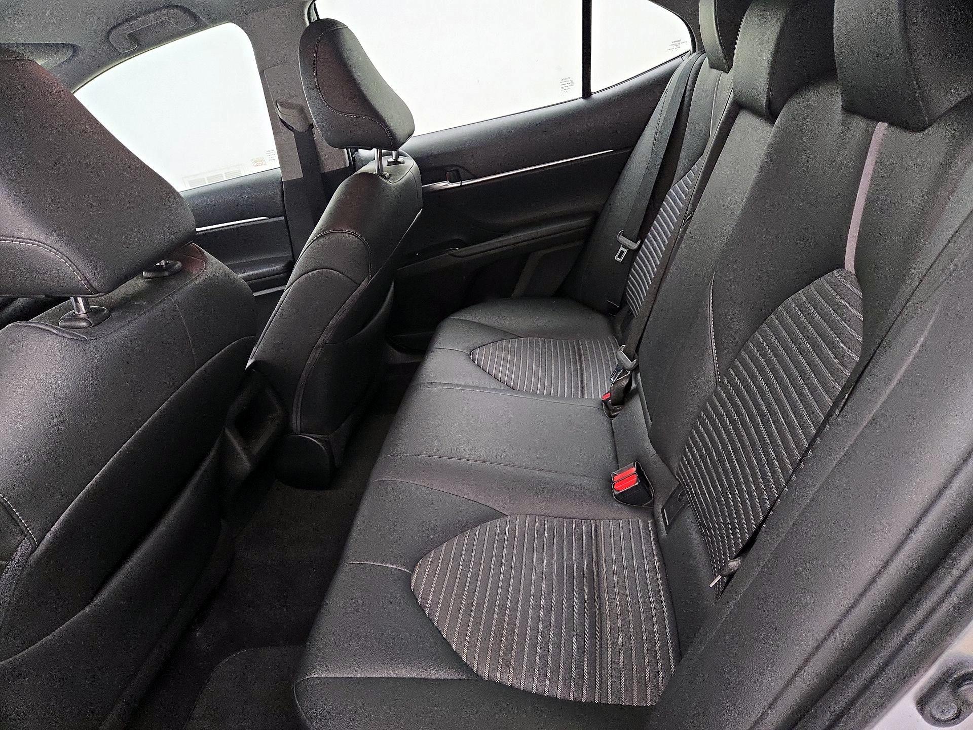 Thumbnail: 2018 Toyota Camry - 19