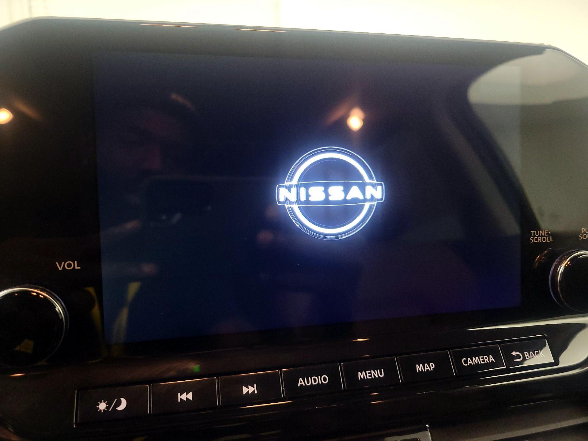 Thumbnail: 2022 Nissan Pathfinder - 15
