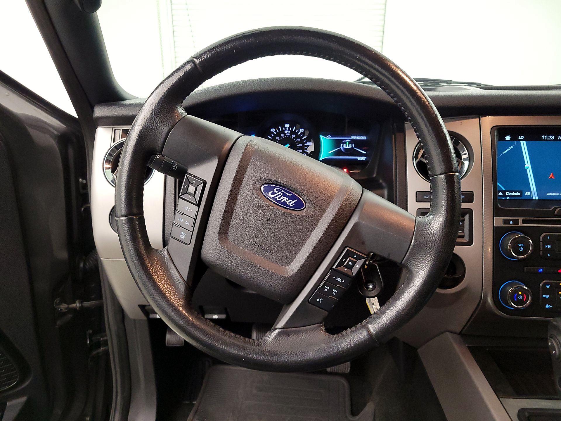 Thumbnail: 2017 Ford Expedition - 10
