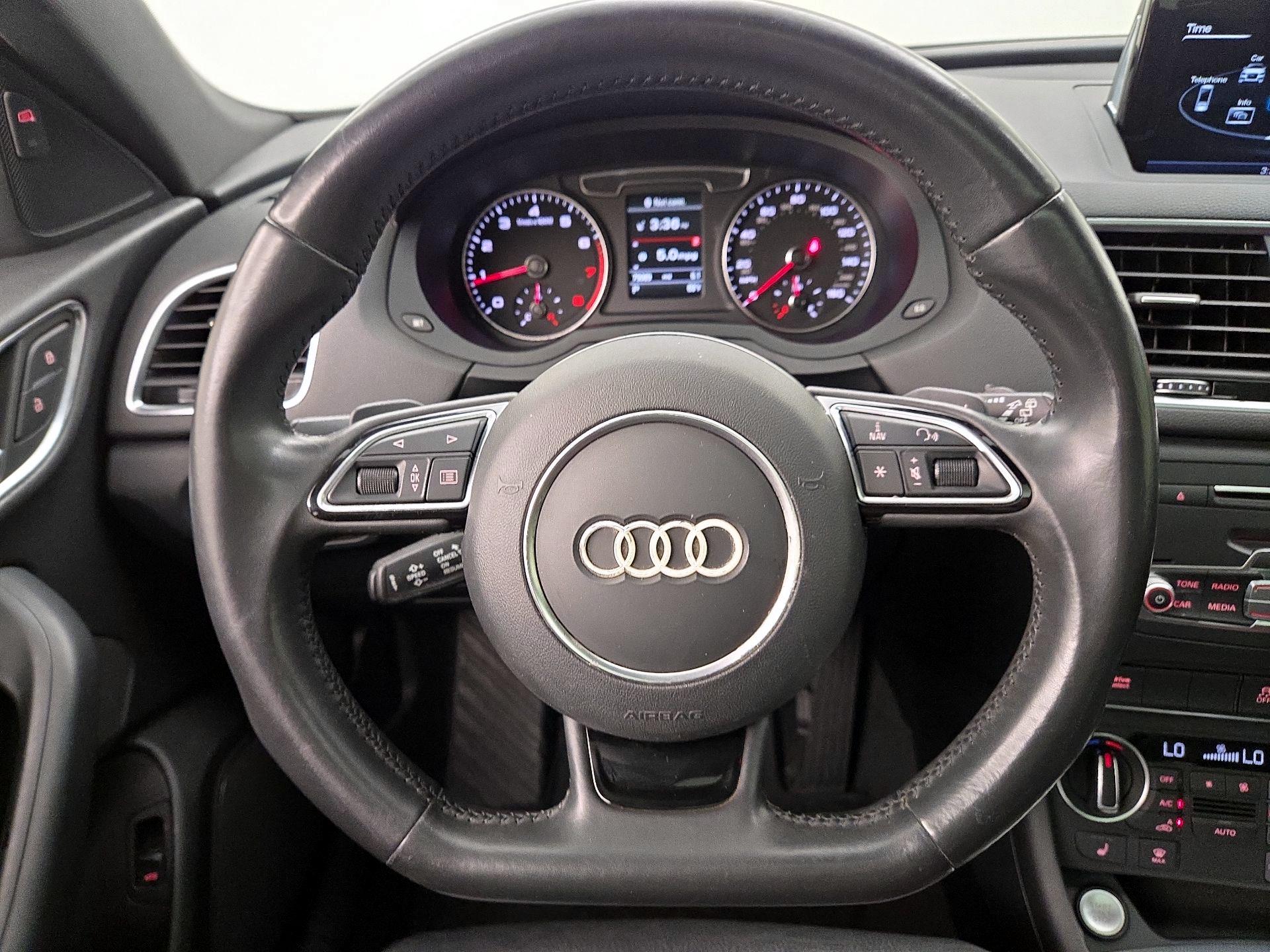 Thumbnail: 2018 Audi Q3 - 10