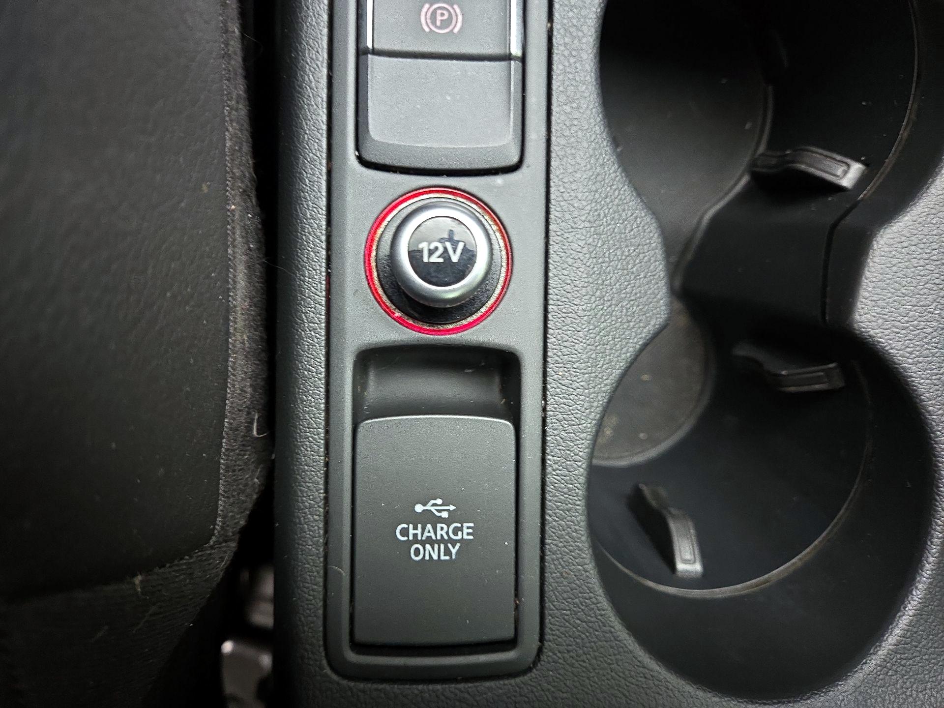 Thumbnail: 2018 Audi Q3 - 19