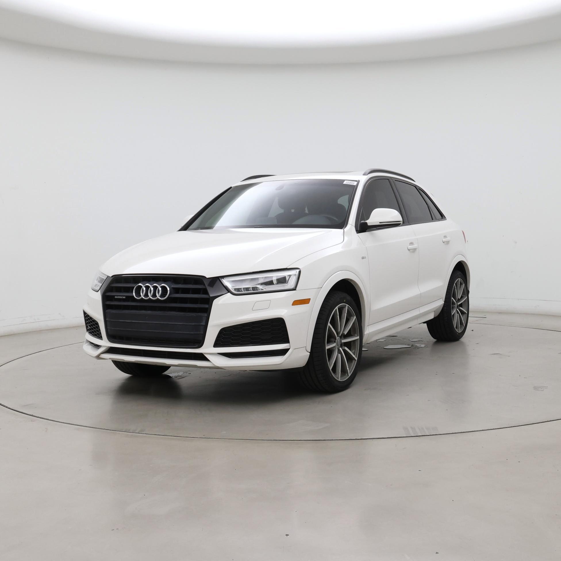 Thumbnail: 2018 Audi Q3 - 4