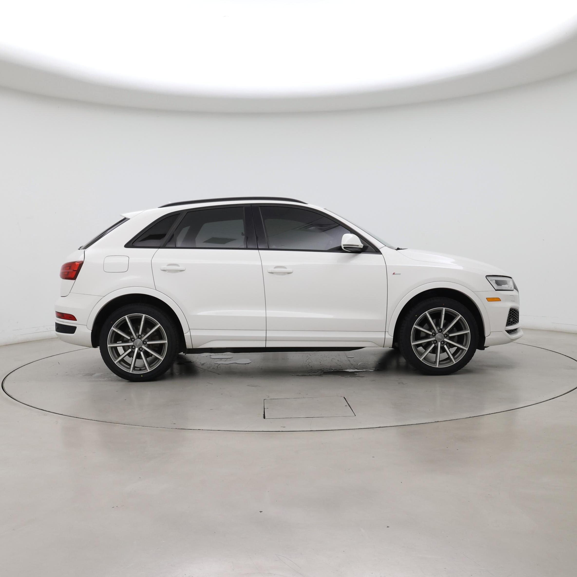 Thumbnail: 2018 Audi Q3 - 7