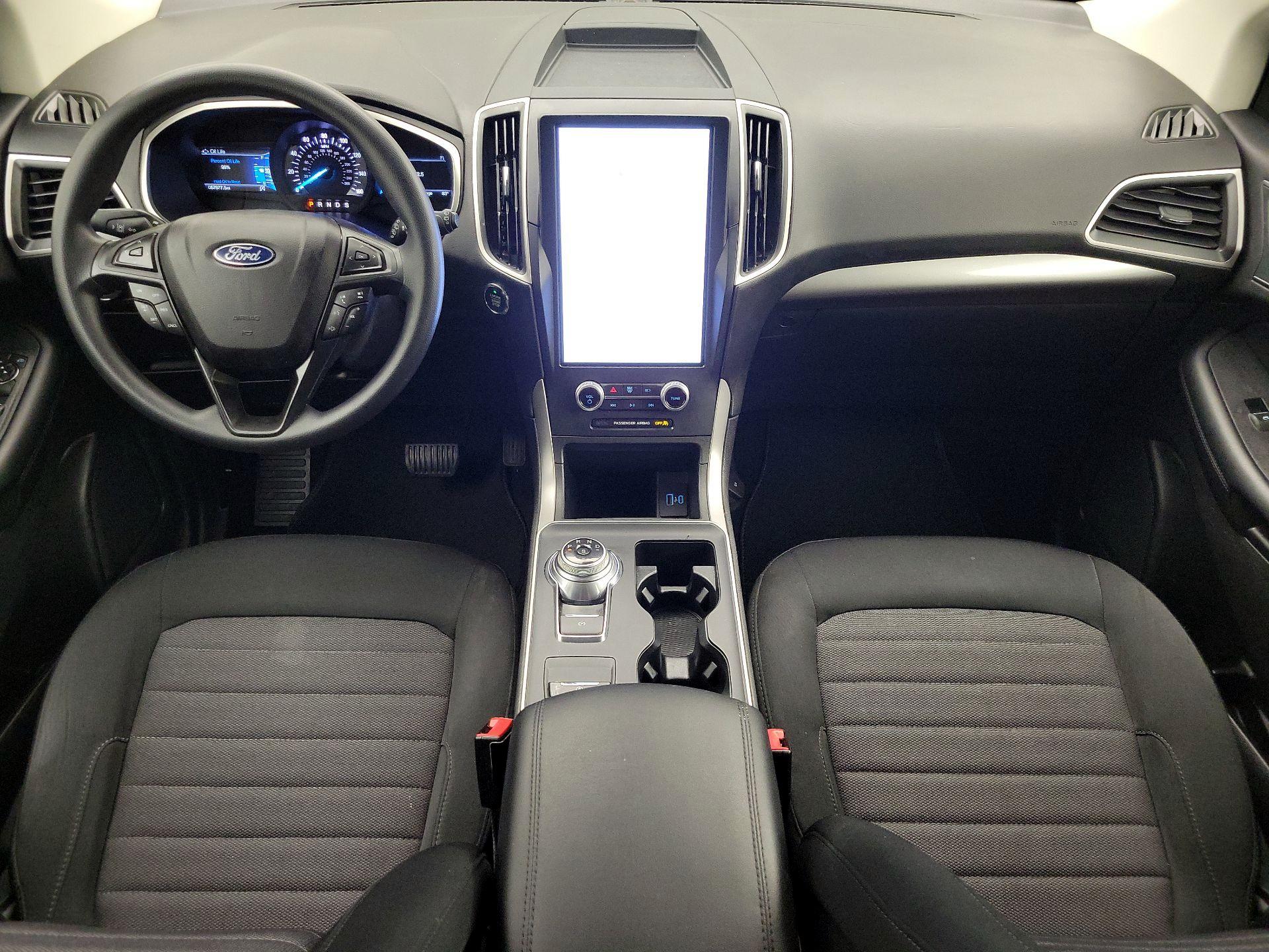 Thumbnail: 2021 Ford Edge - 9