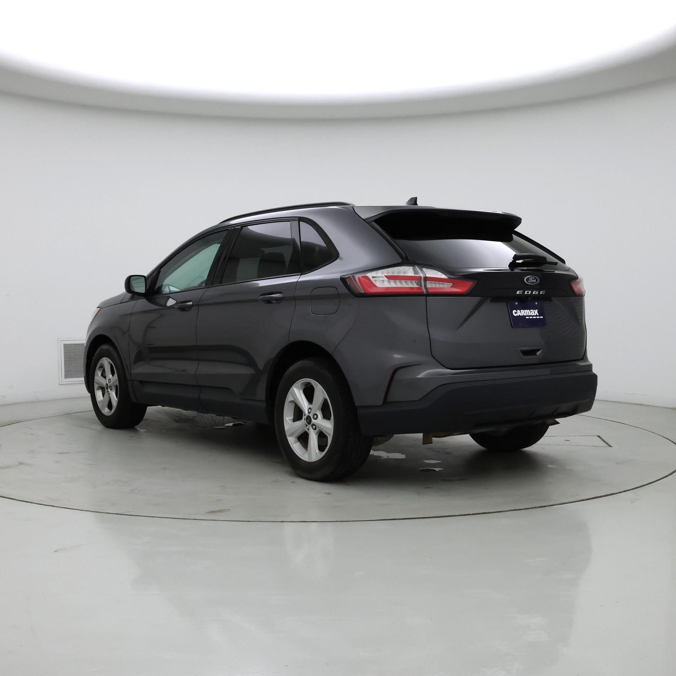 Thumbnail: 2021 Ford Edge - 2