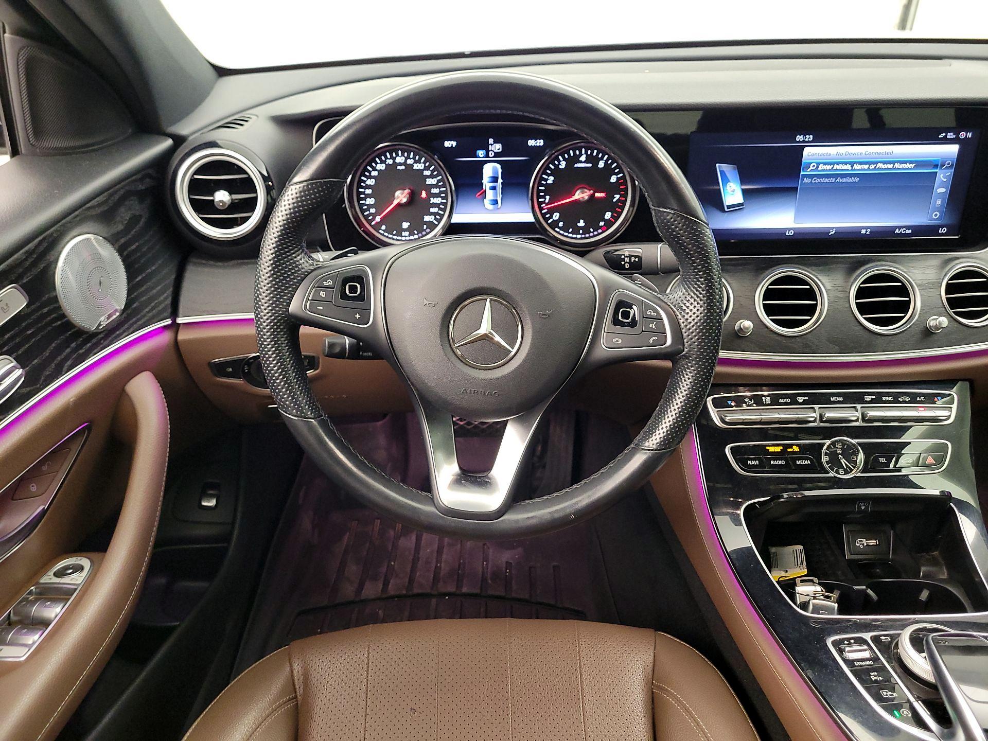 Thumbnail: 2017 Mercedes-Benz E-Class - 10