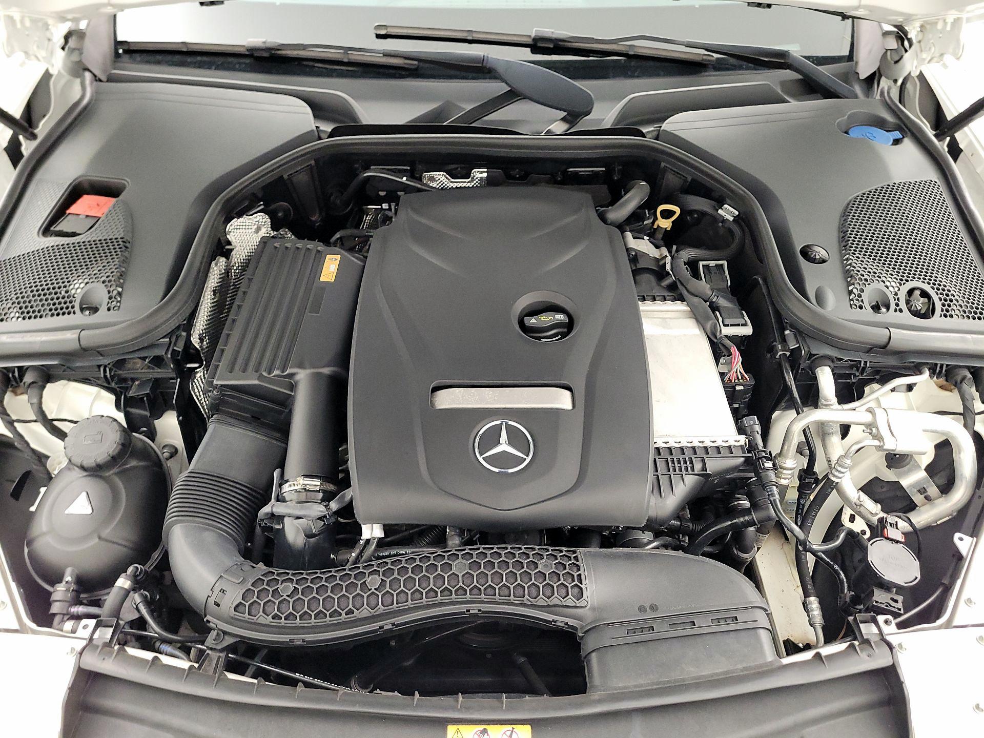 Thumbnail: 2017 Mercedes-Benz E-Class - 18