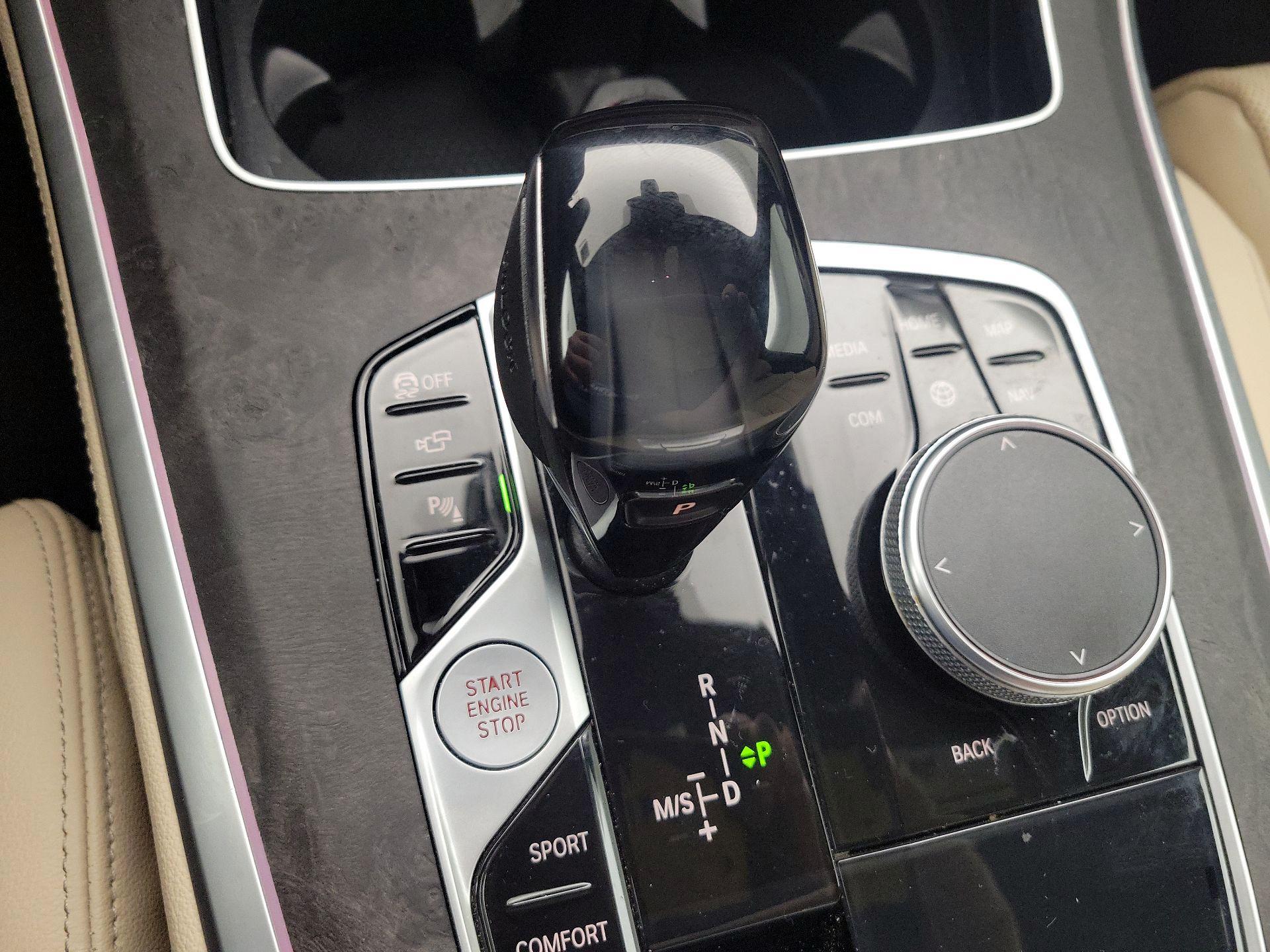 Thumbnail: 2021 BMW X5 - 17