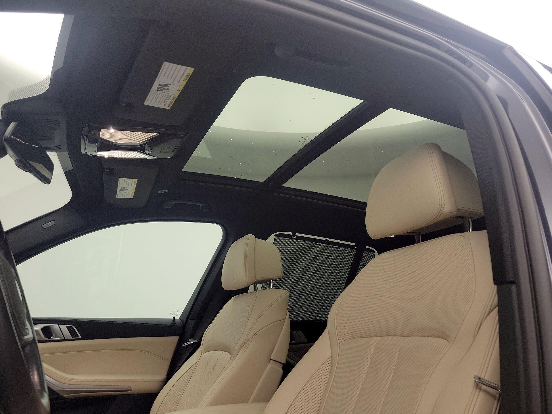 Thumbnail: 2021 BMW X5 - 19