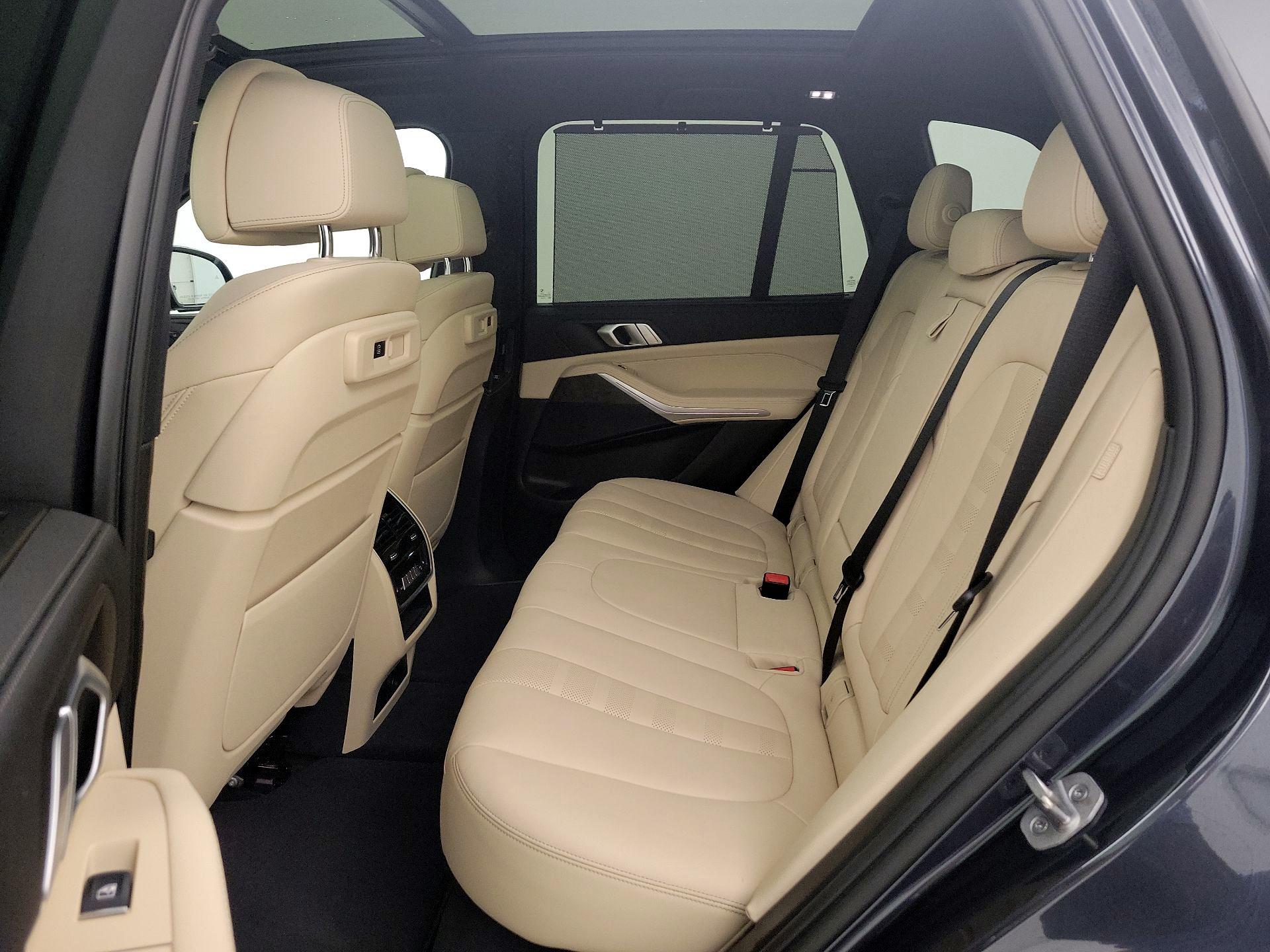 Thumbnail: 2021 BMW X5 - 20