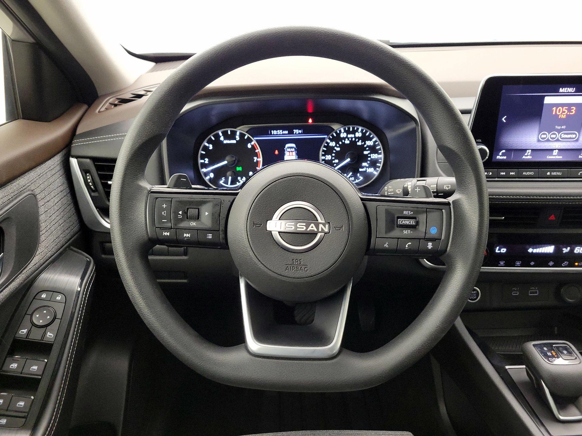 Thumbnail: 2023 Nissan Rogue - 10