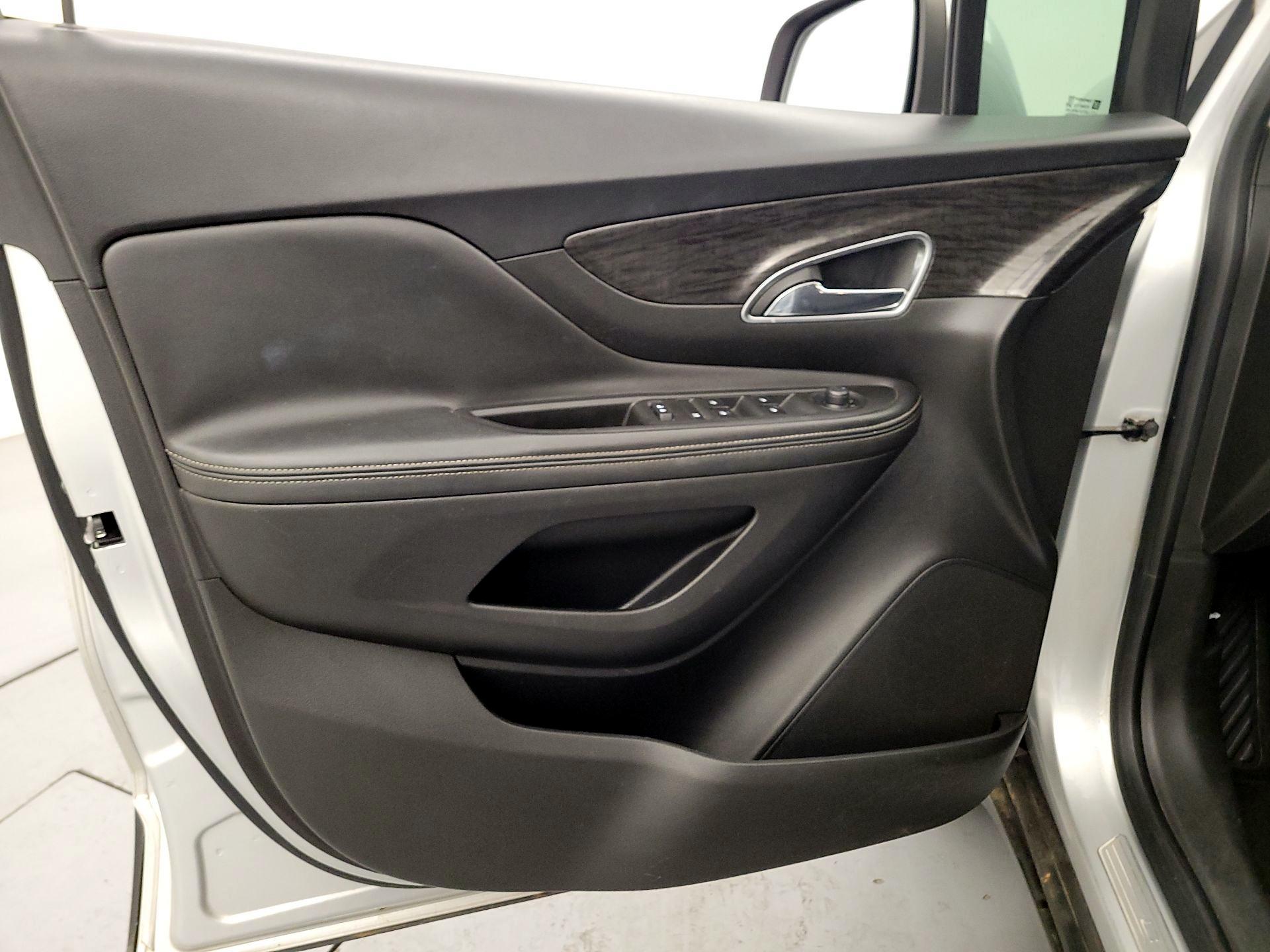Thumbnail: 2016 Buick Encore - 12