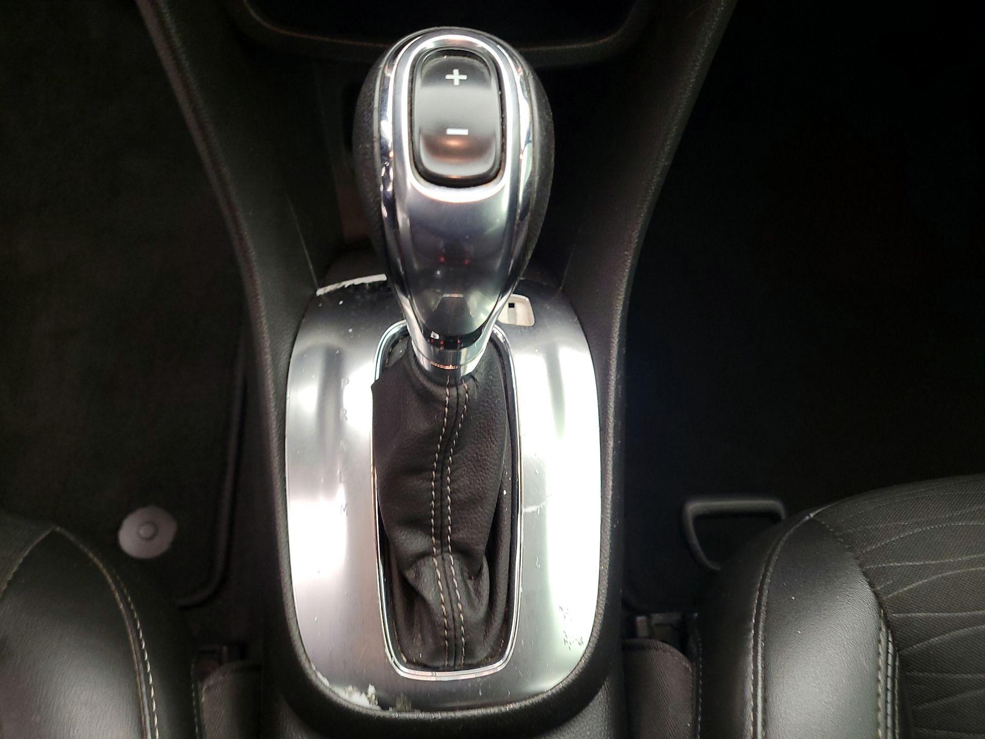 Thumbnail: 2016 Buick Encore - 15