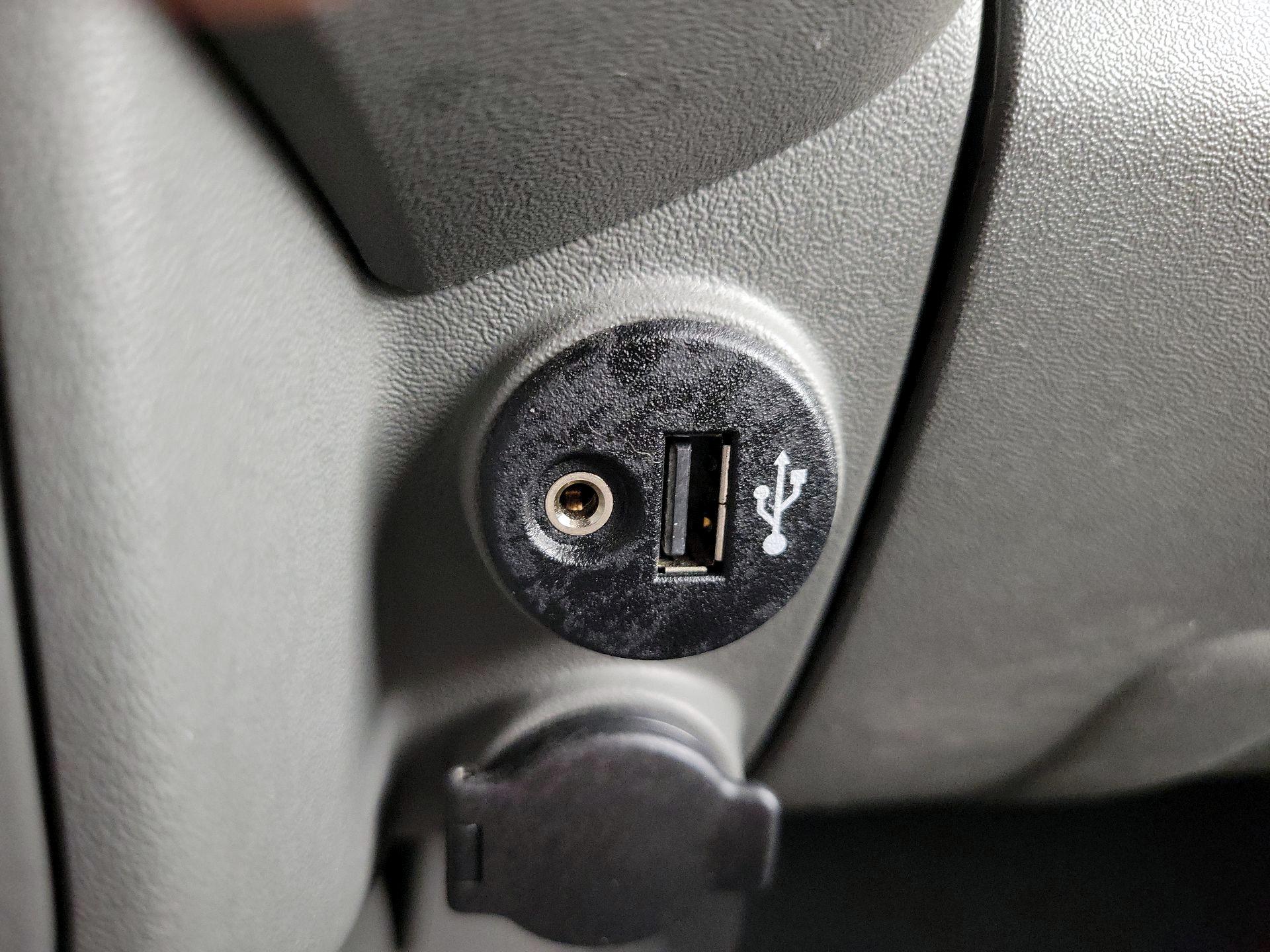 Thumbnail: 2019 Nissan Frontier - 18