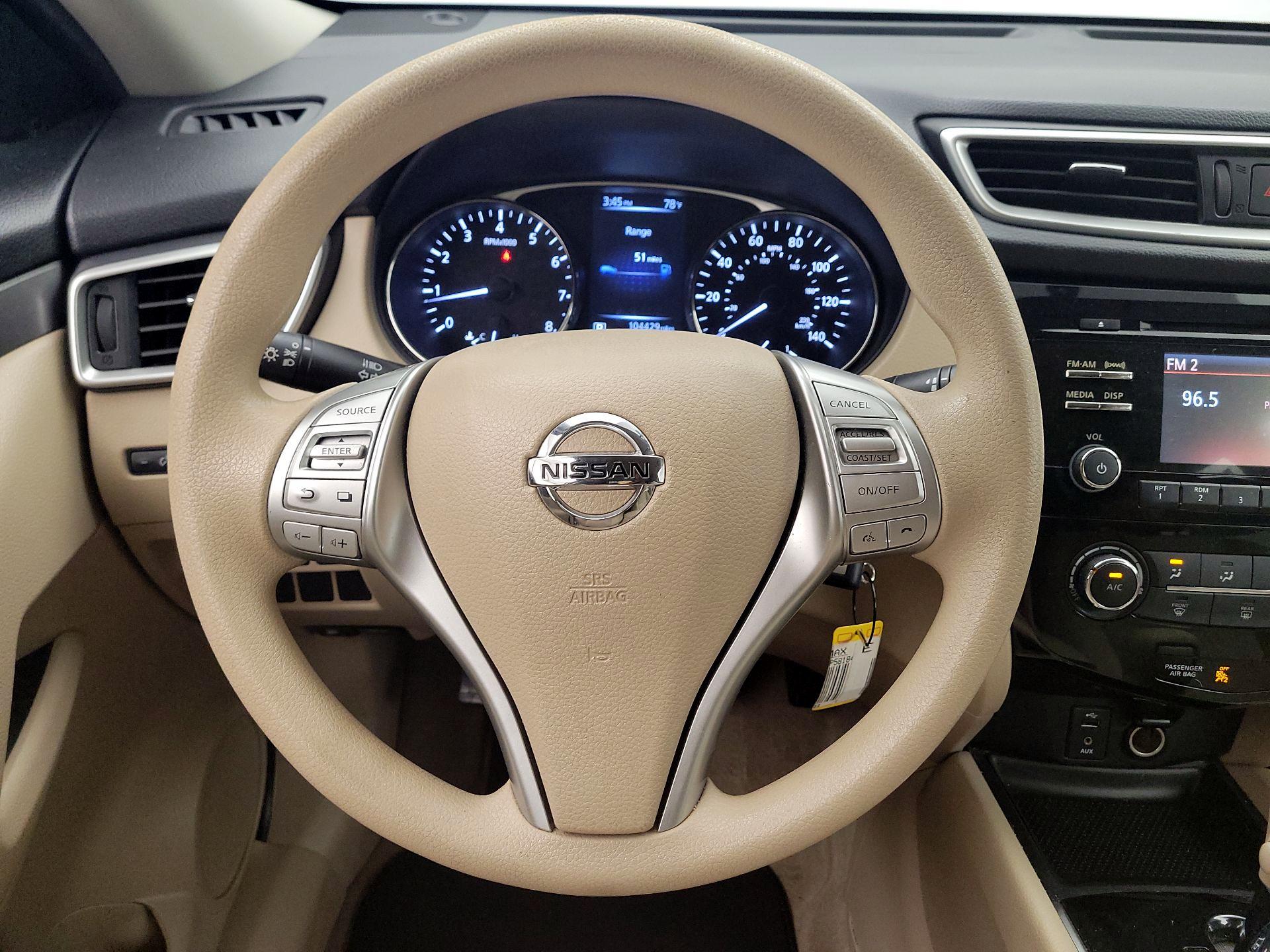 Thumbnail: 2015 Nissan Rogue - 10