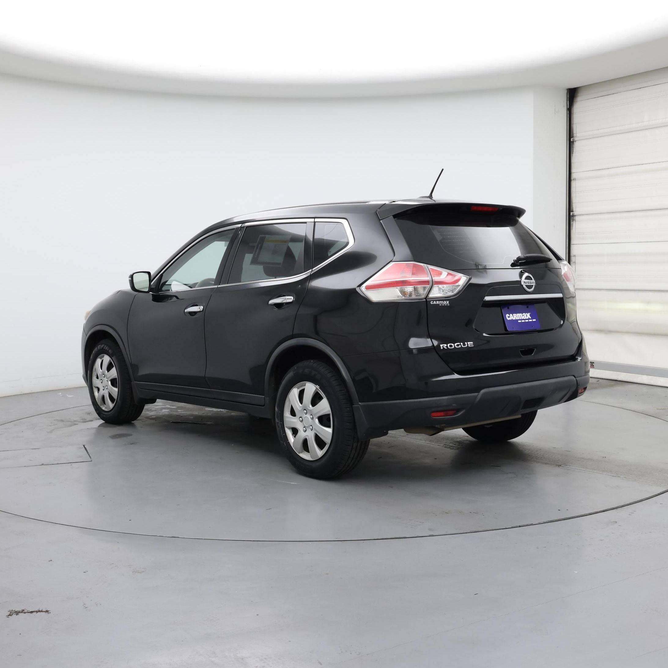 Thumbnail: 2015 Nissan Rogue - 2