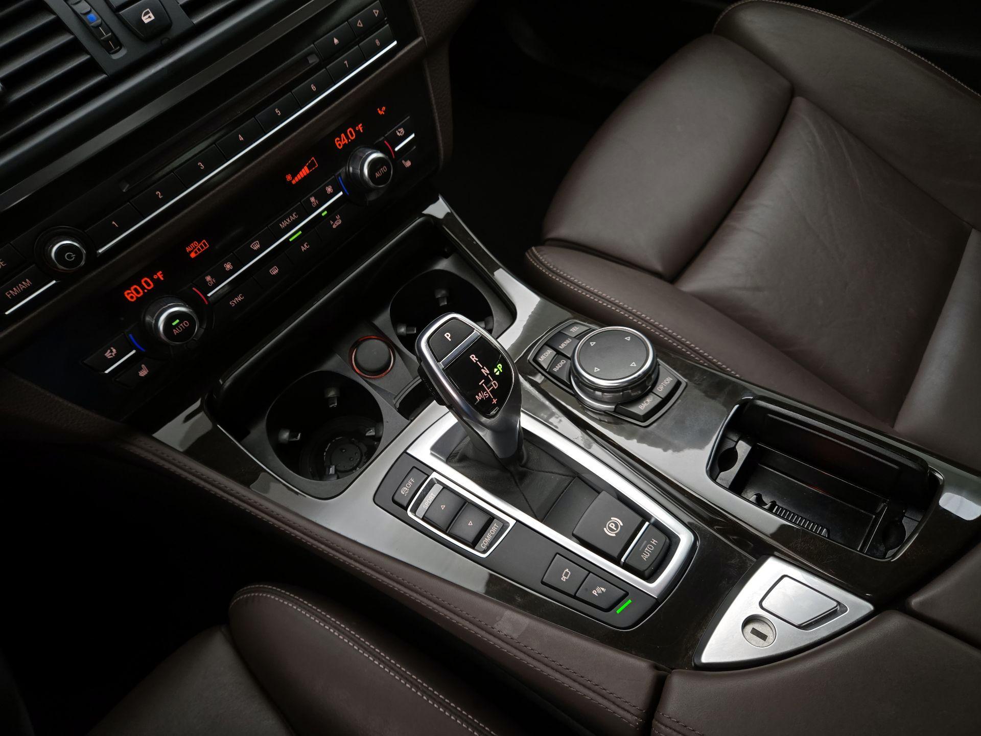 Thumbnail: 2016 BMW 5 Series - 18
