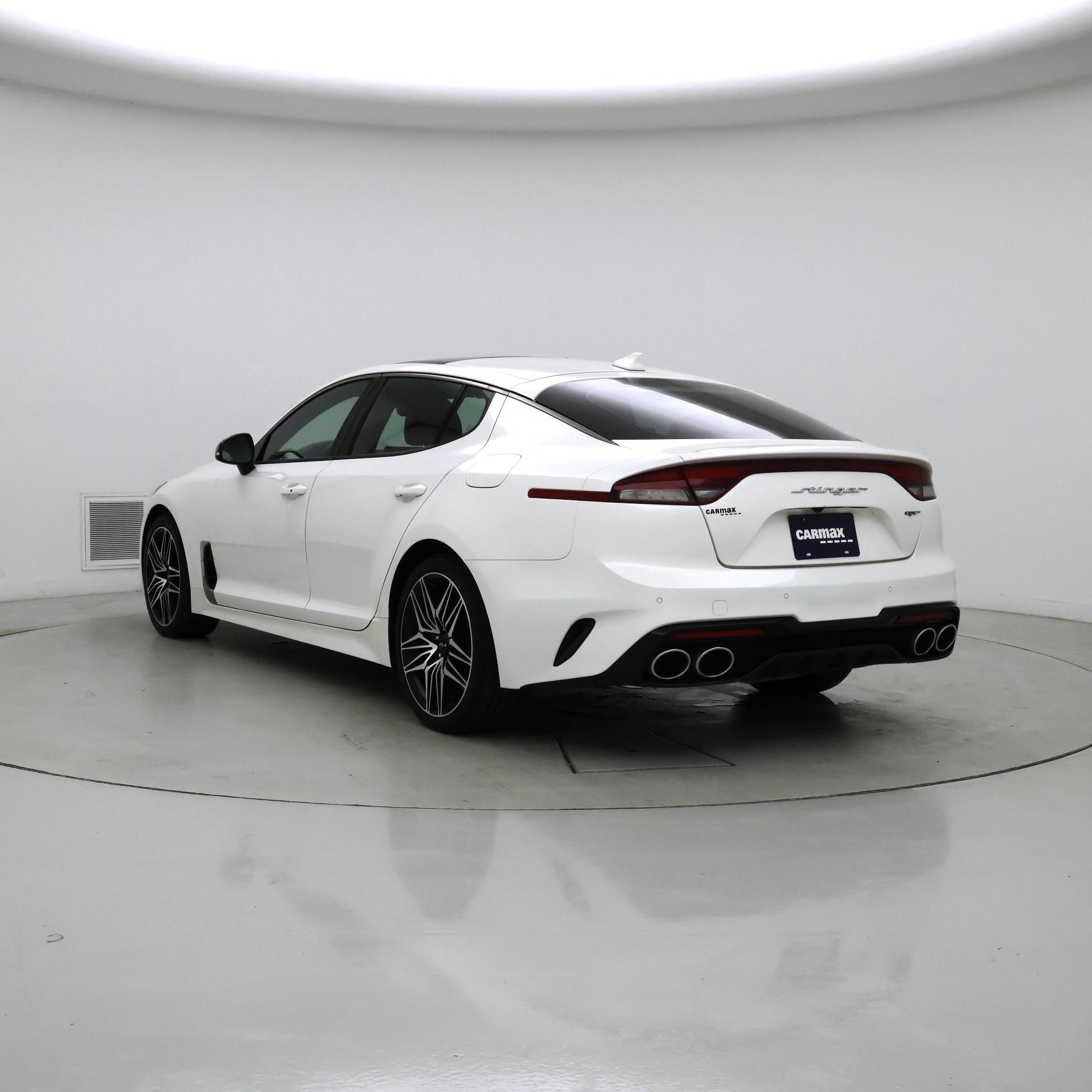Thumbnail: 2022 Kia Stinger - 2