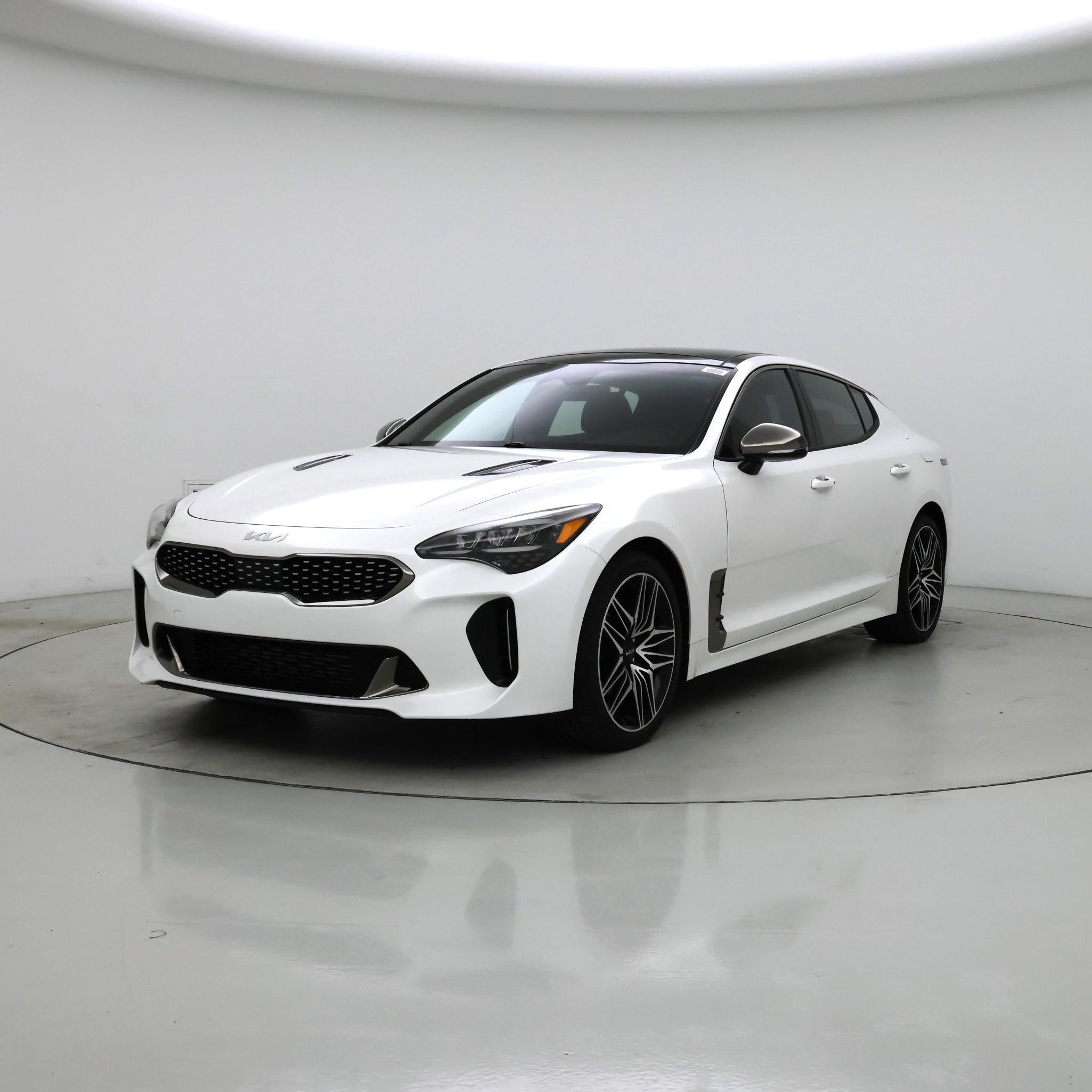 Thumbnail: 2022 Kia Stinger - 4