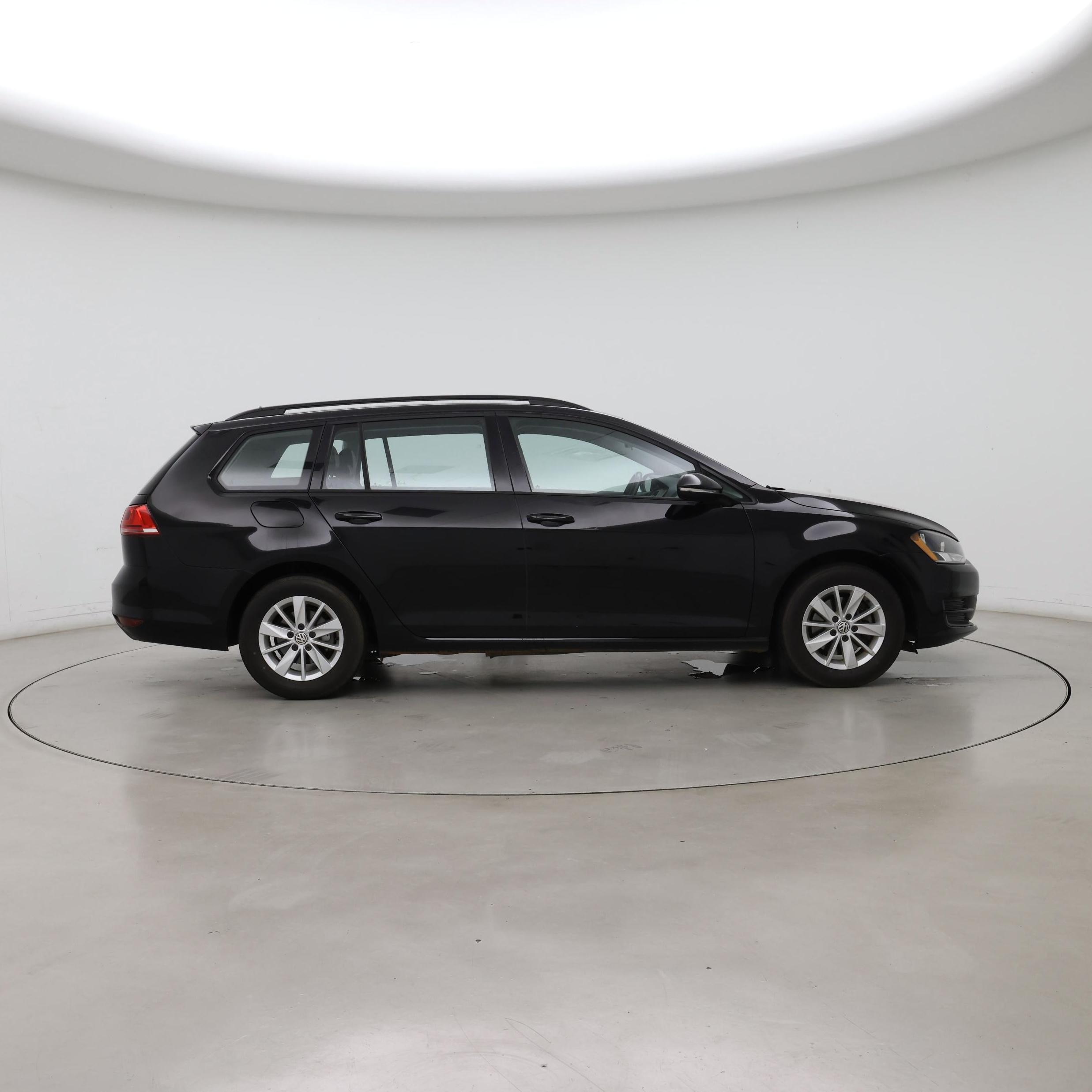 Thumbnail: 2015 Volkswagen Golf - 7