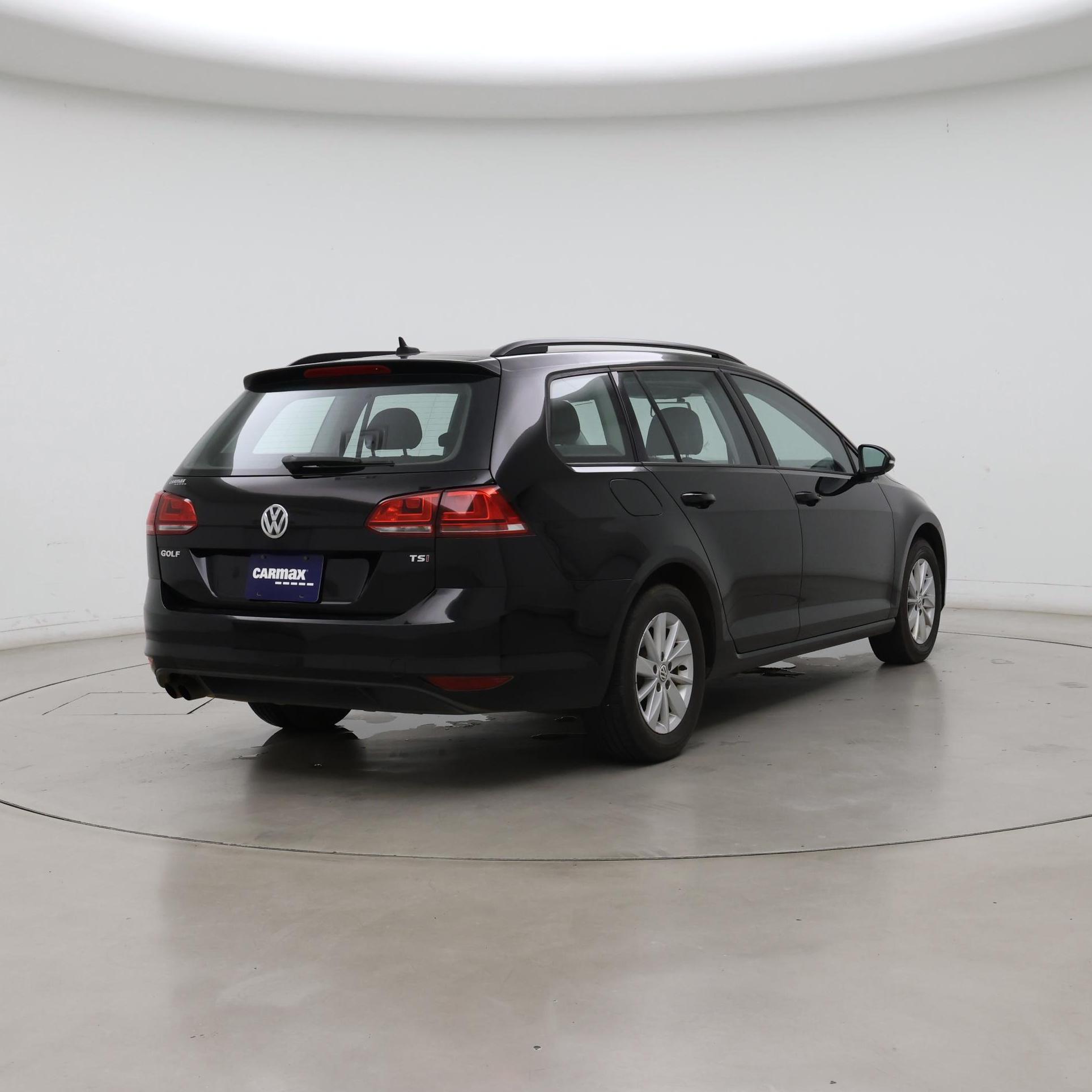 Thumbnail: 2015 Volkswagen Golf - 8