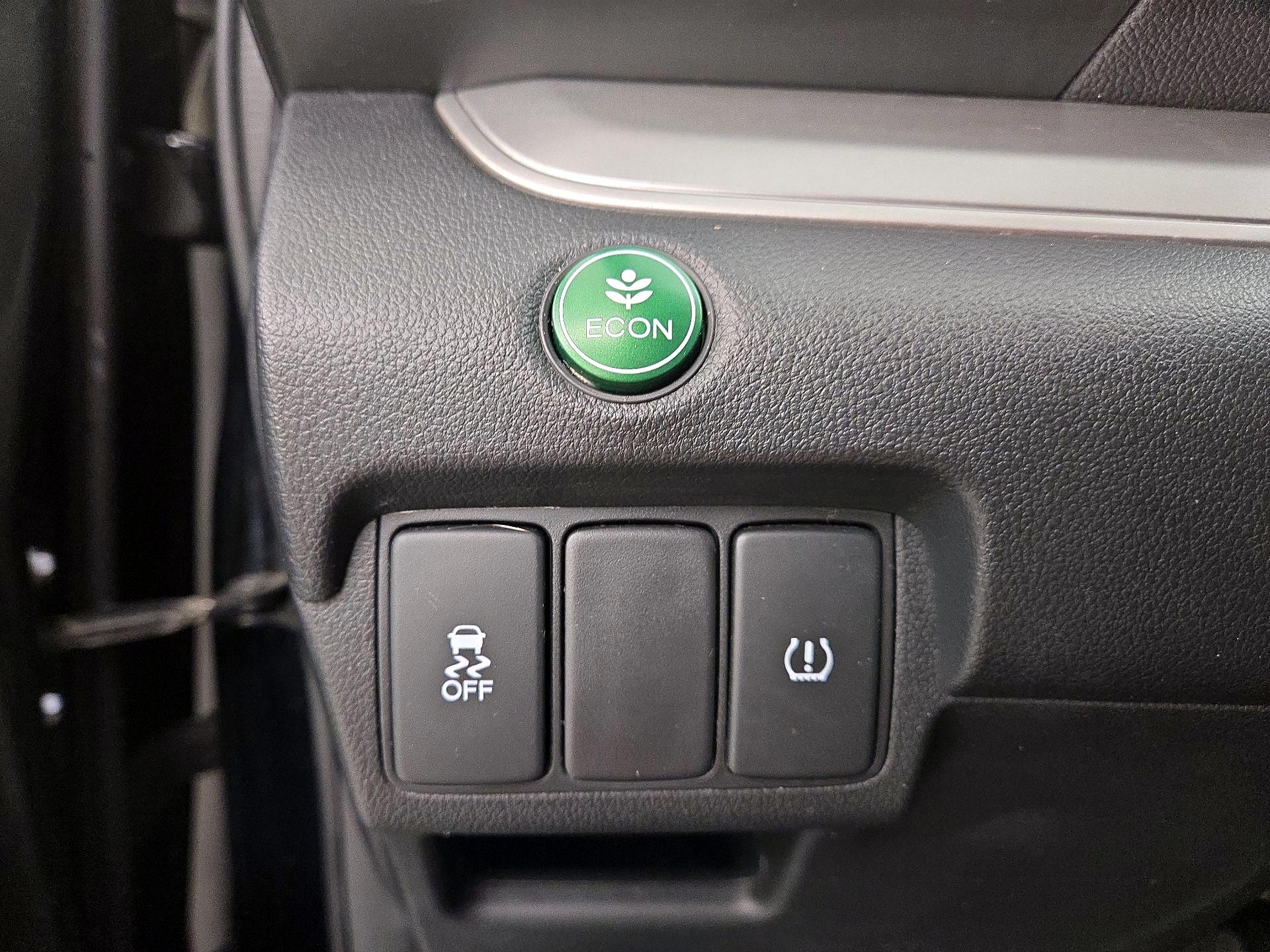 Thumbnail: 2016 Honda CR-V - 13