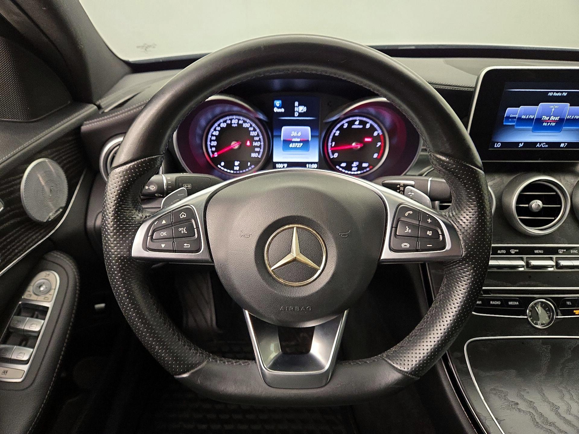 Thumbnail: 2015 Mercedes-Benz C-Class - 10