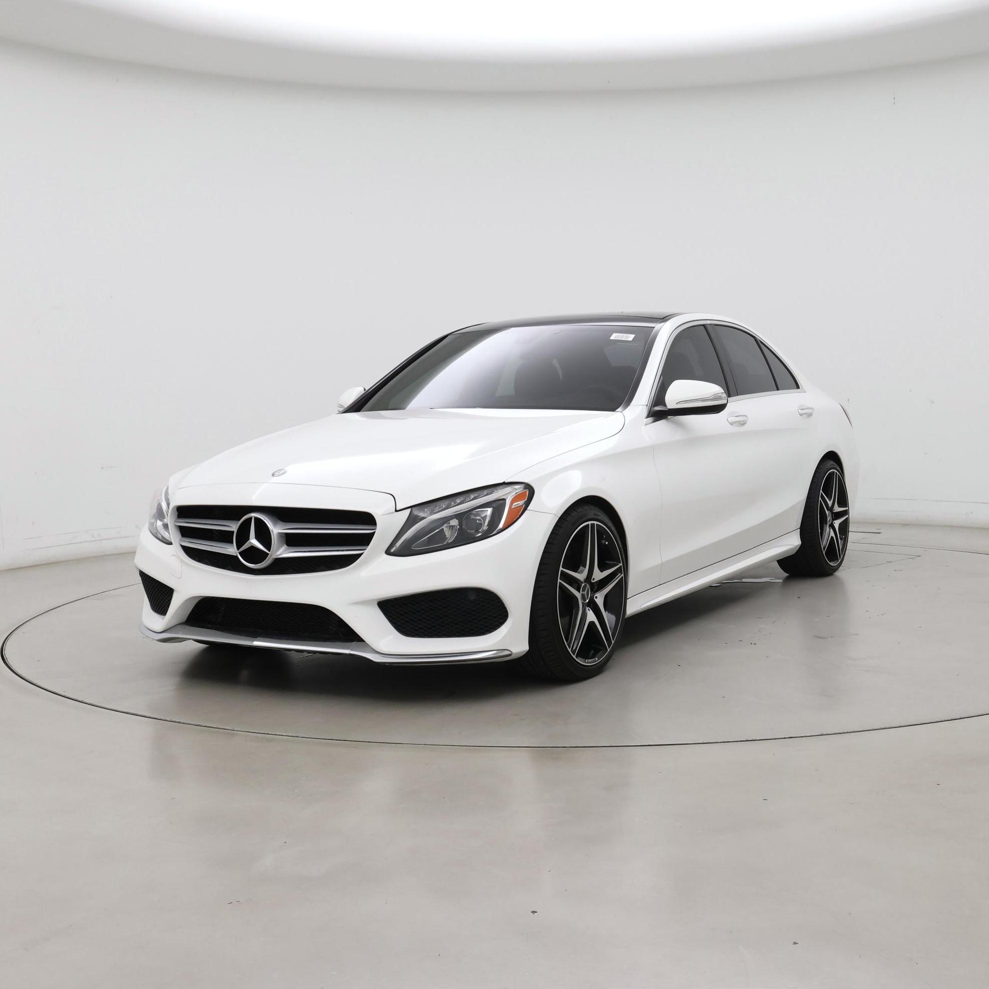 Thumbnail: 2015 Mercedes-Benz C-Class - 4