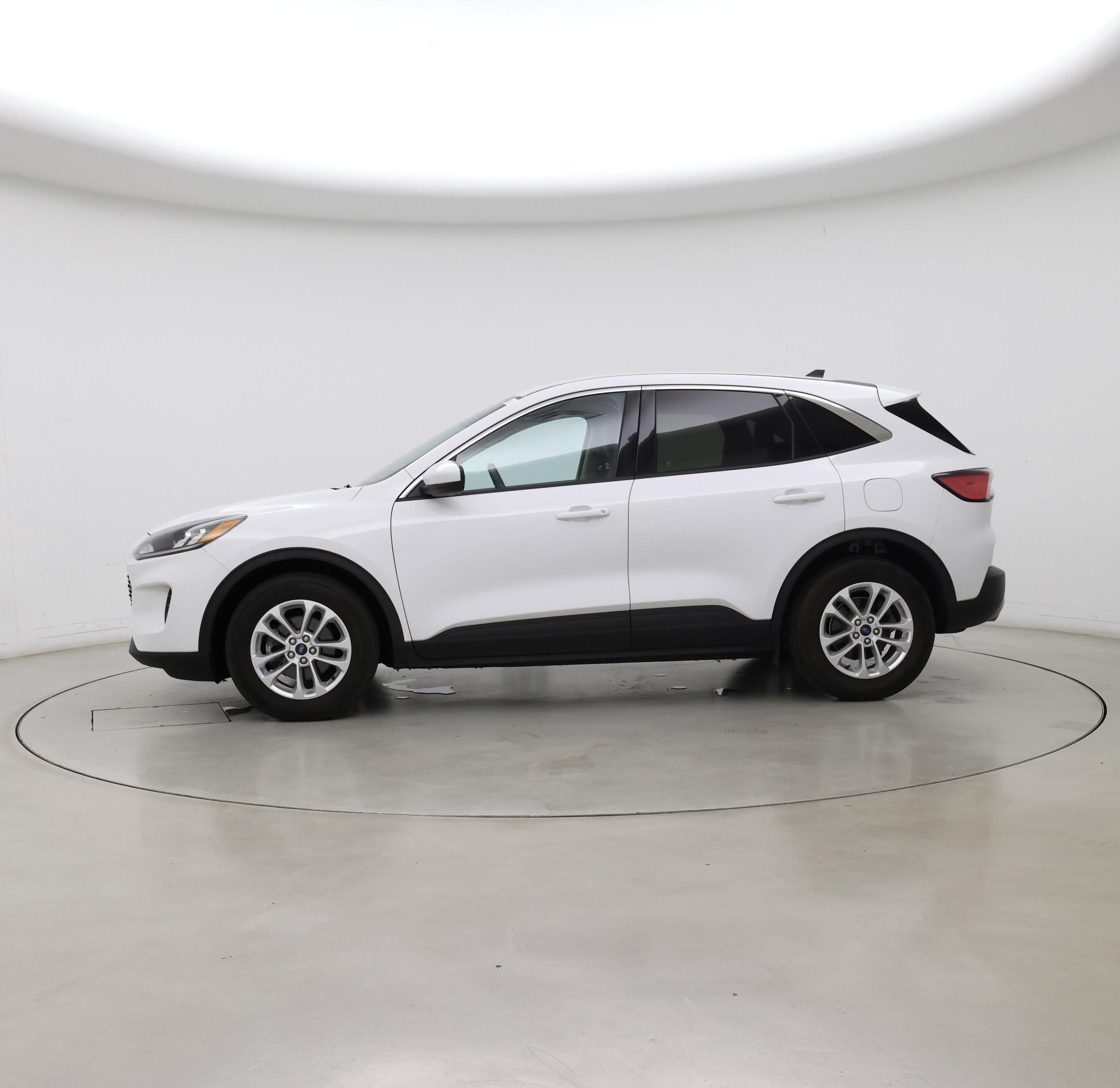 Thumbnail: 2020 Ford Escape - 3