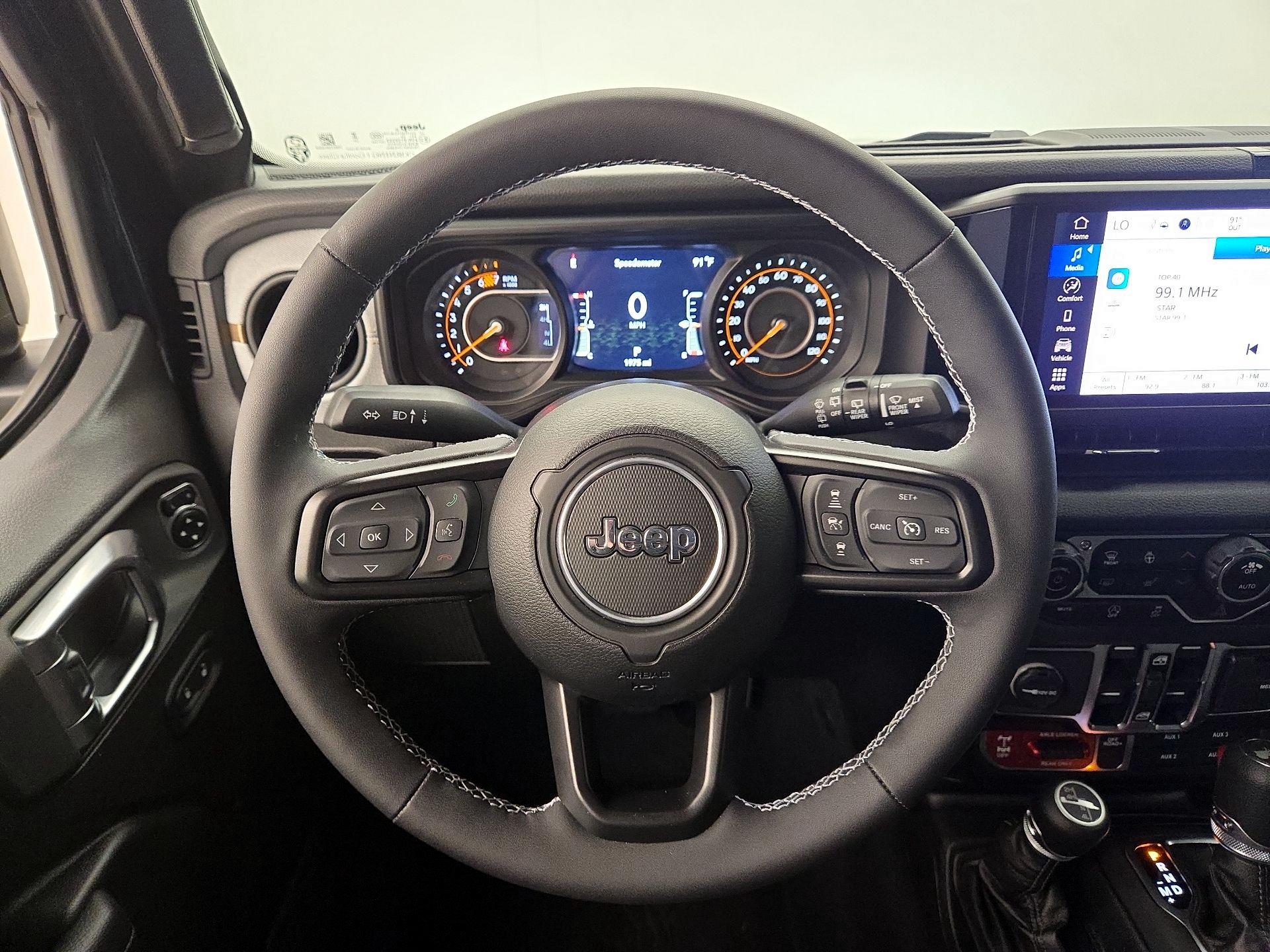 Thumbnail: 2025 Jeep Wrangler - 10