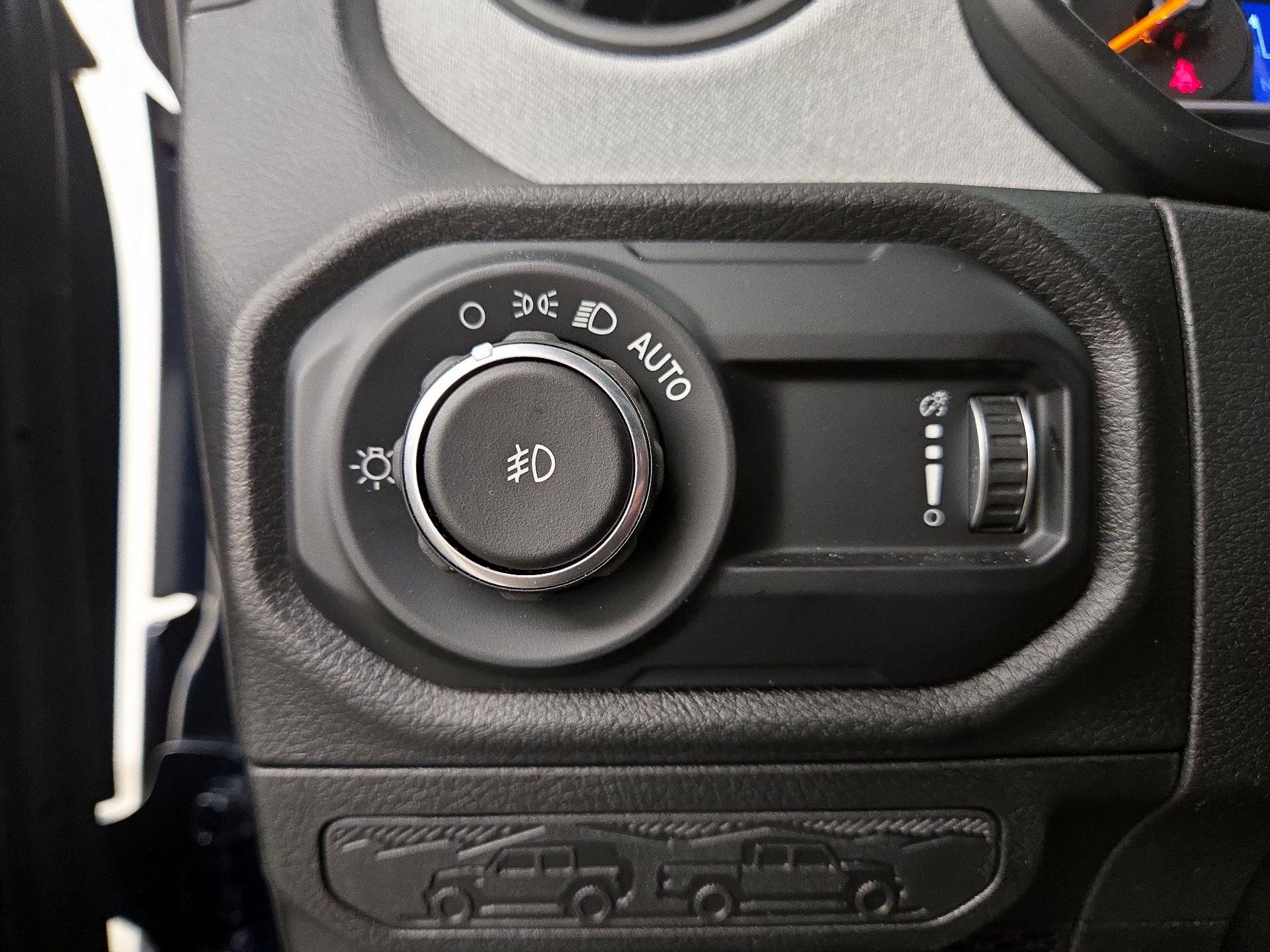 Thumbnail: 2025 Jeep Wrangler - 13