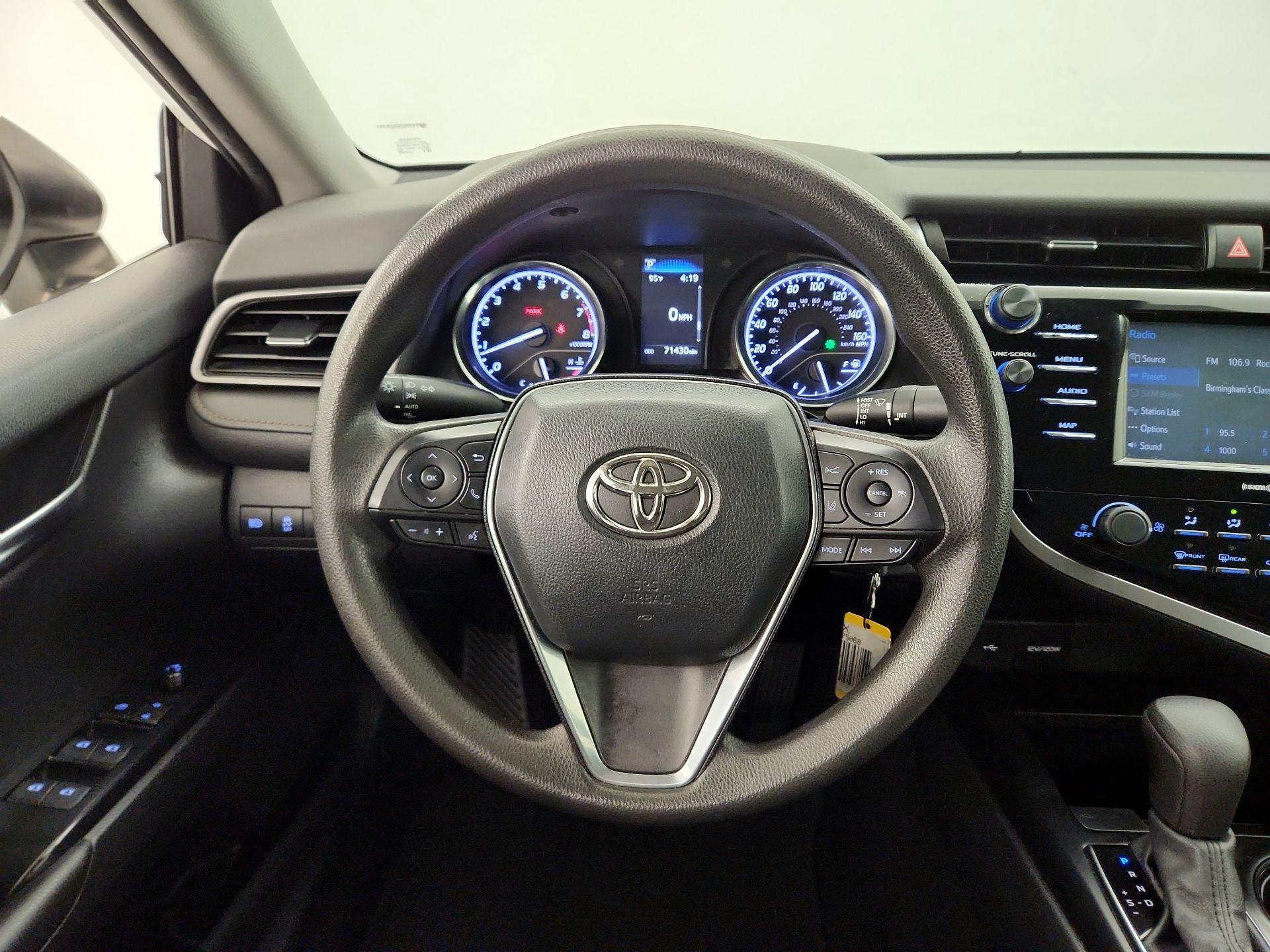 Thumbnail: 2020 Toyota Camry - 10