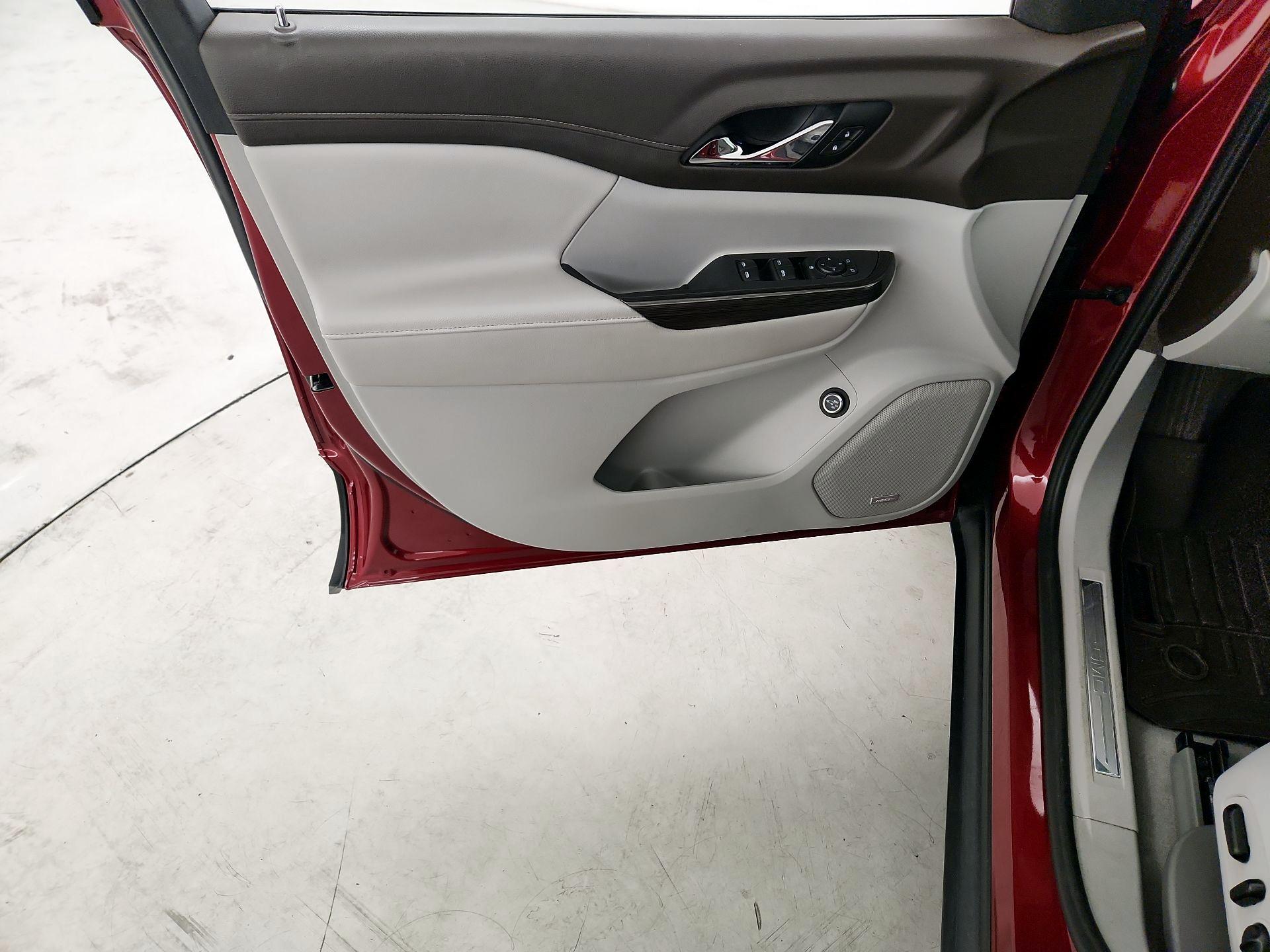 Thumbnail: 2020 GMC Acadia - 12