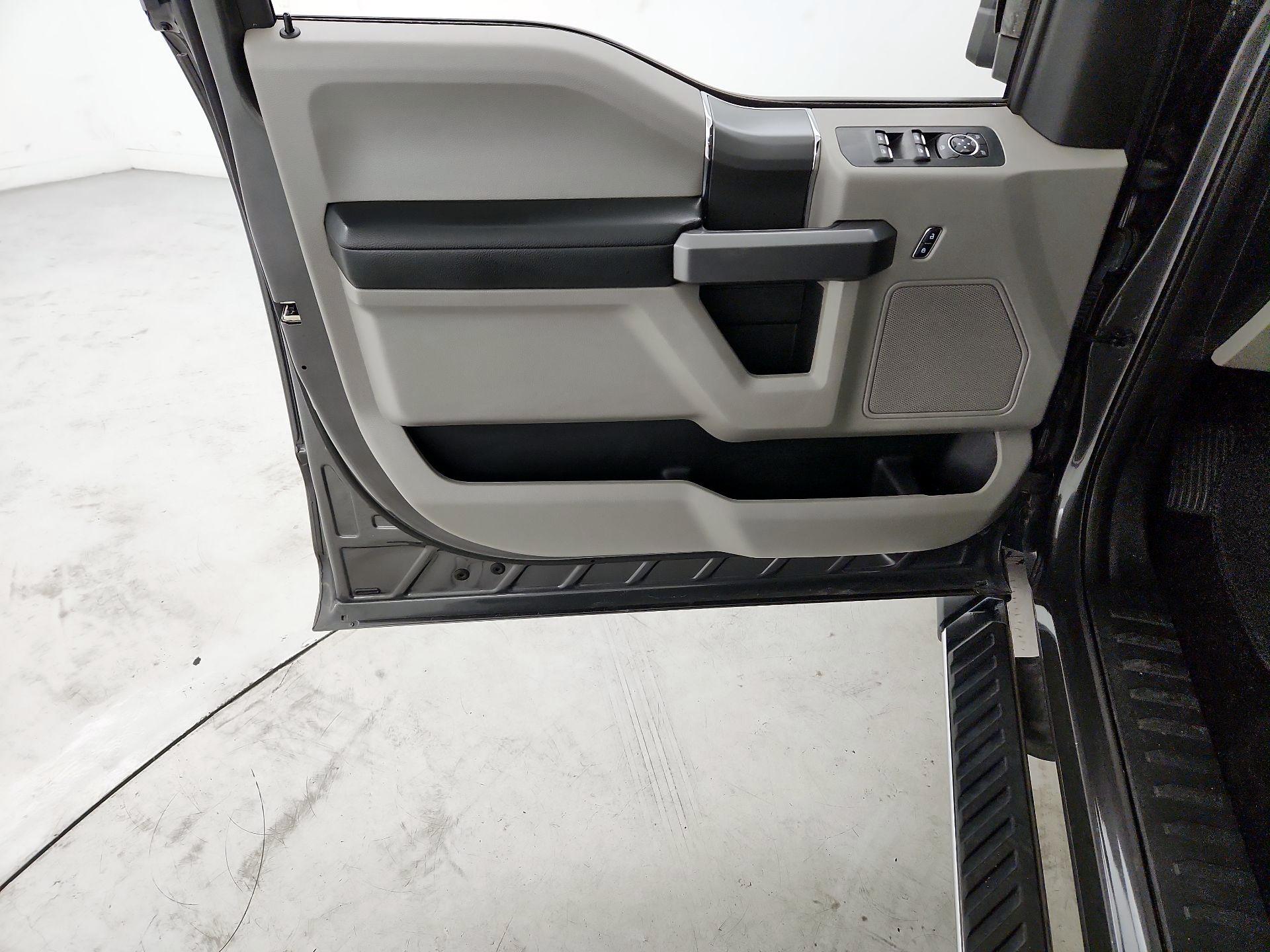 Thumbnail: 2019 Ford F-150 - 12