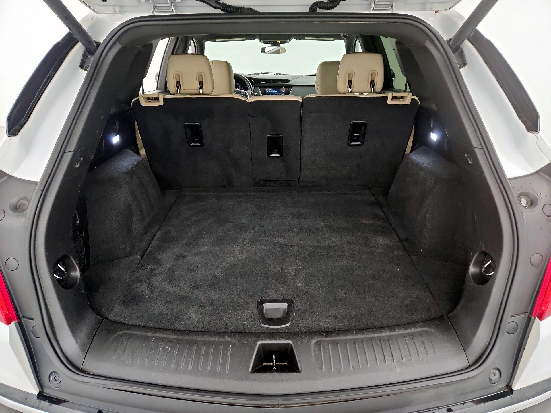 Thumbnail: 2017 Cadillac XT5 - 20