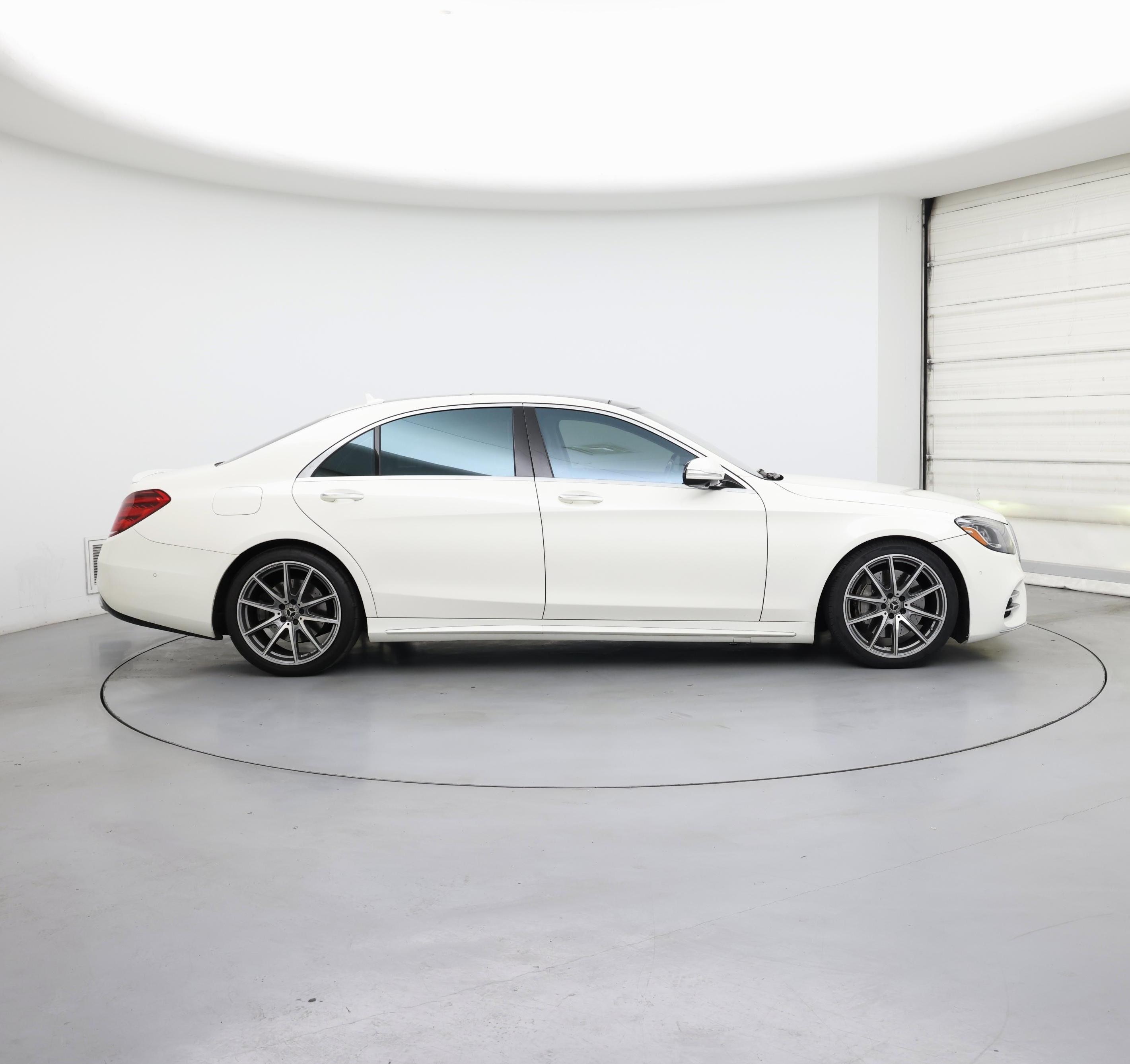 Thumbnail: 2020 Mercedes-Benz S-Class - 7