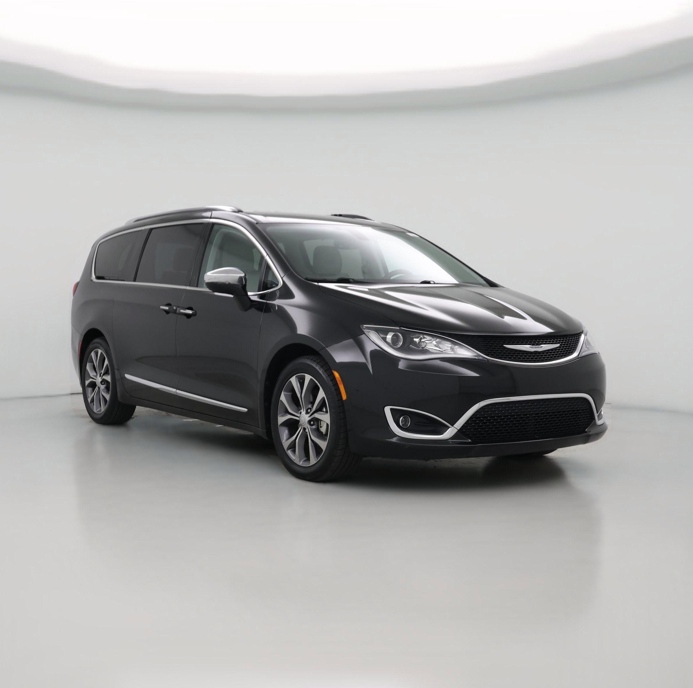 Thumbnail: 2017 Chrysler Pacifica - 1