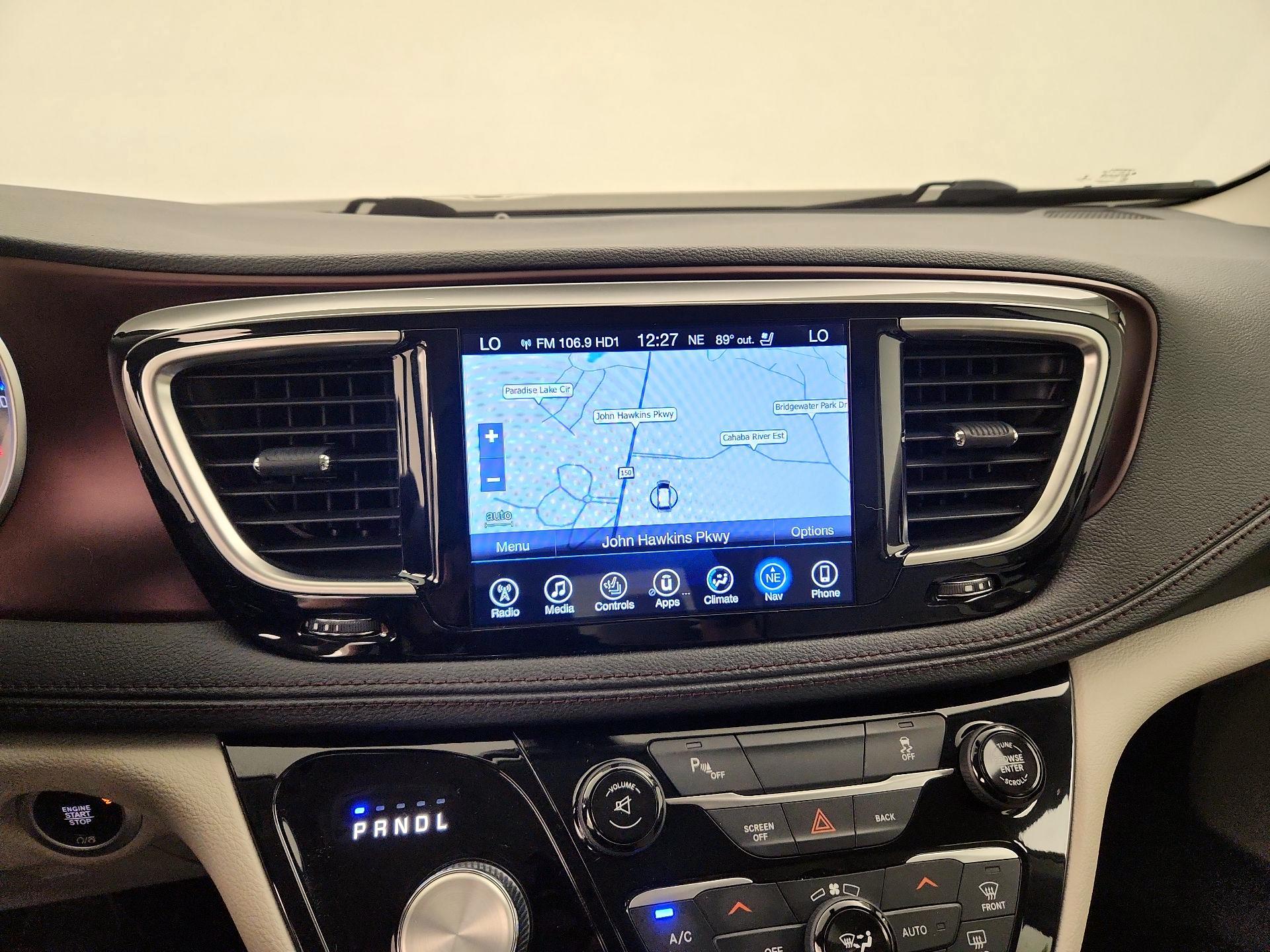 Thumbnail: 2017 Chrysler Pacifica - 14