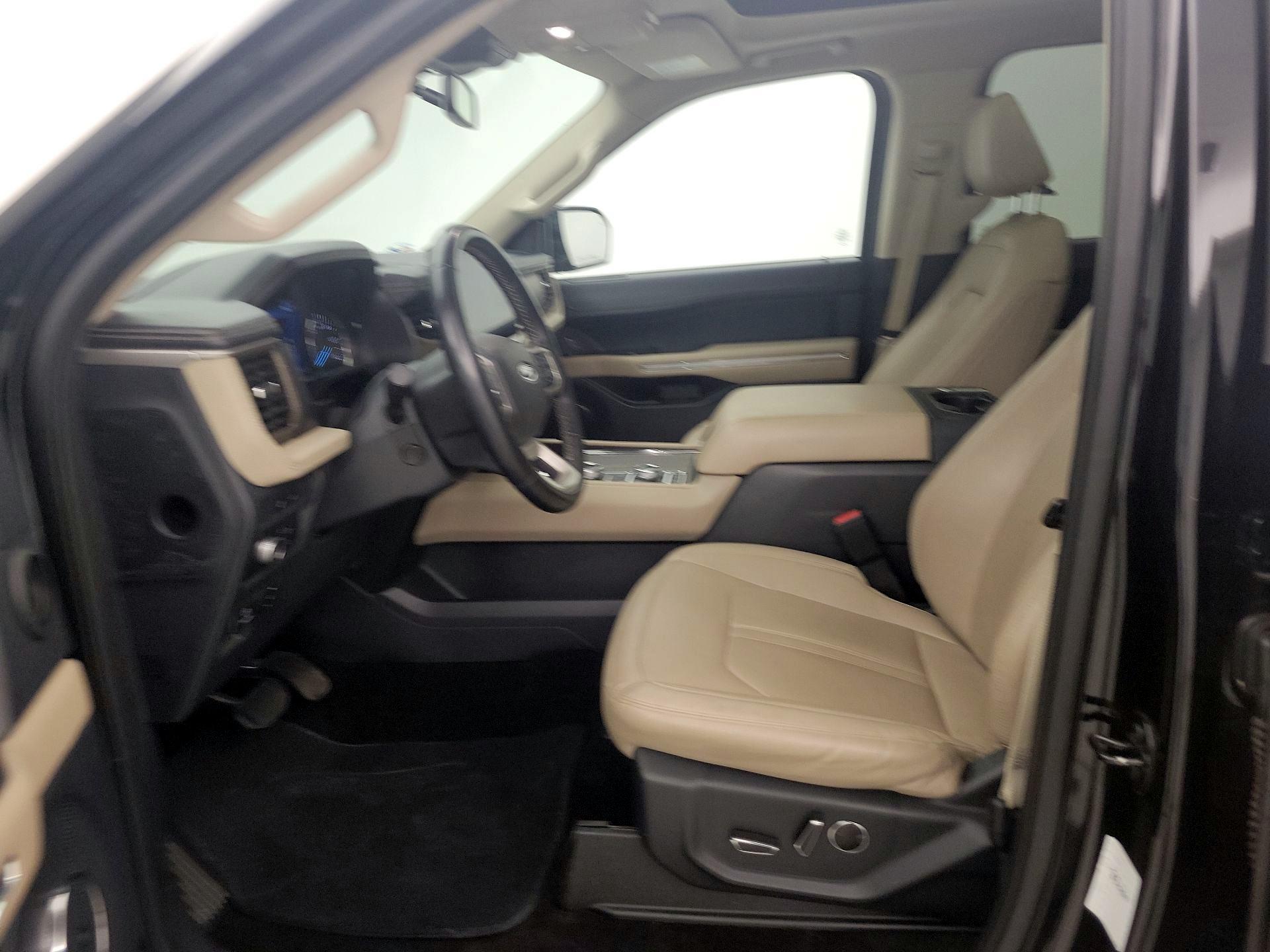 Thumbnail: 2022 Ford Expedition MAX - 11