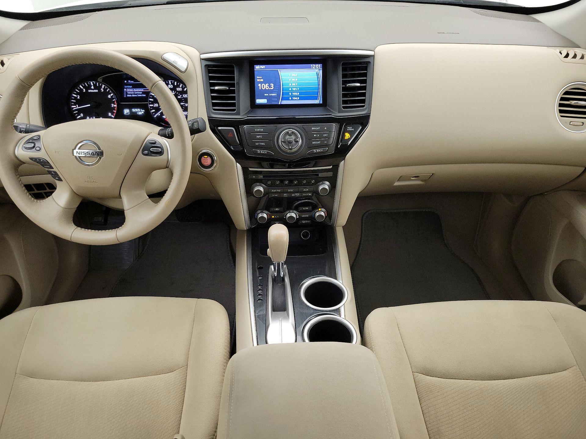 Thumbnail: 2014 Nissan Pathfinder - 9