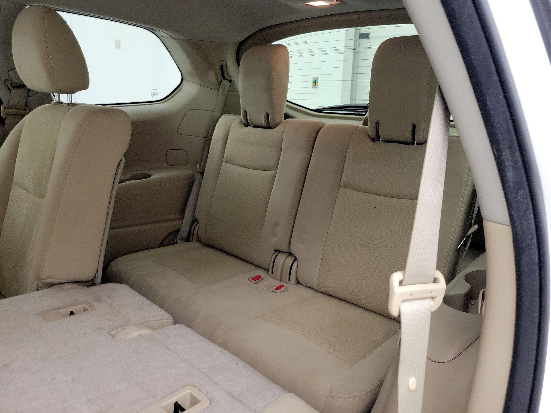 Thumbnail: 2014 Nissan Pathfinder - 20