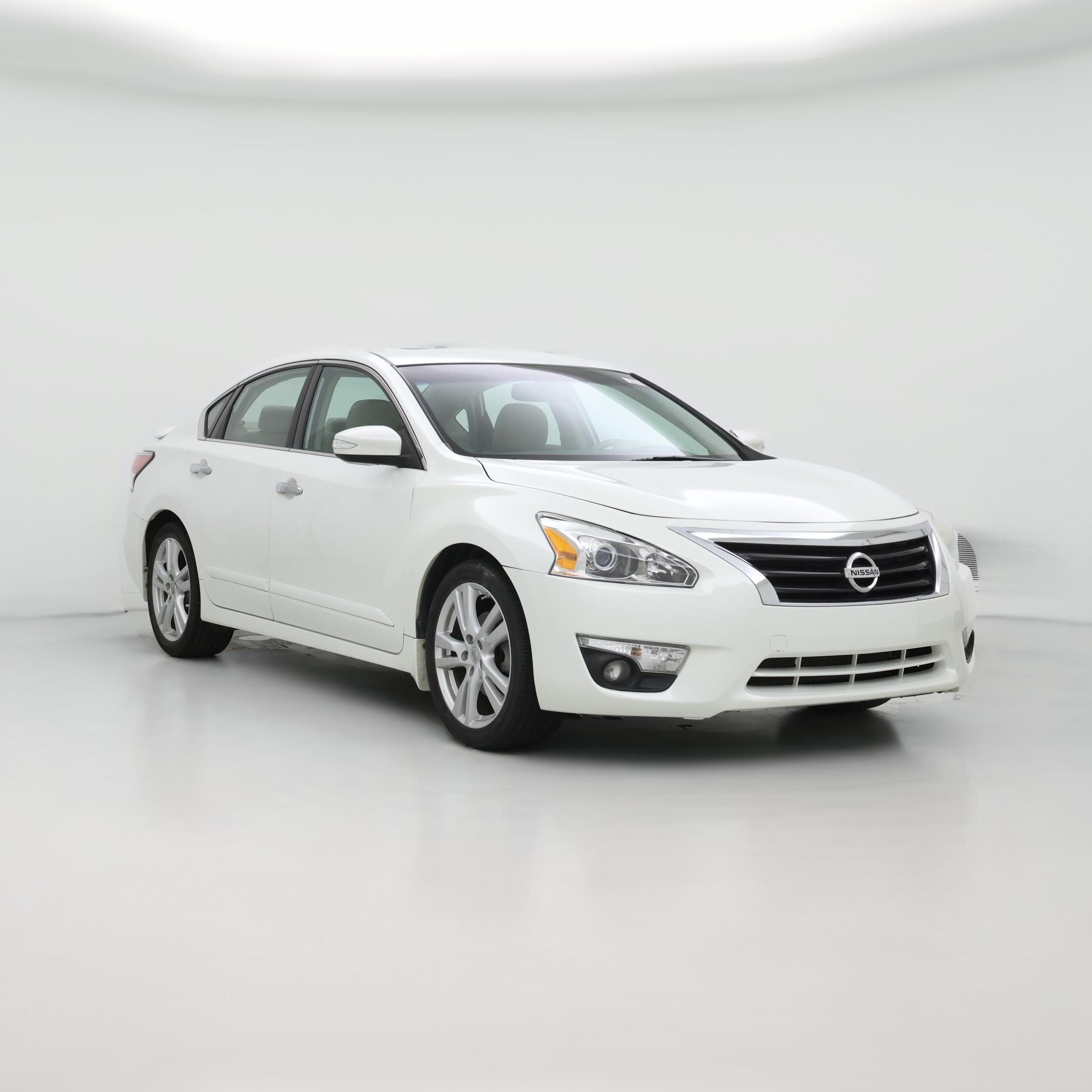 Thumbnail: 2014 Nissan Altima - 1