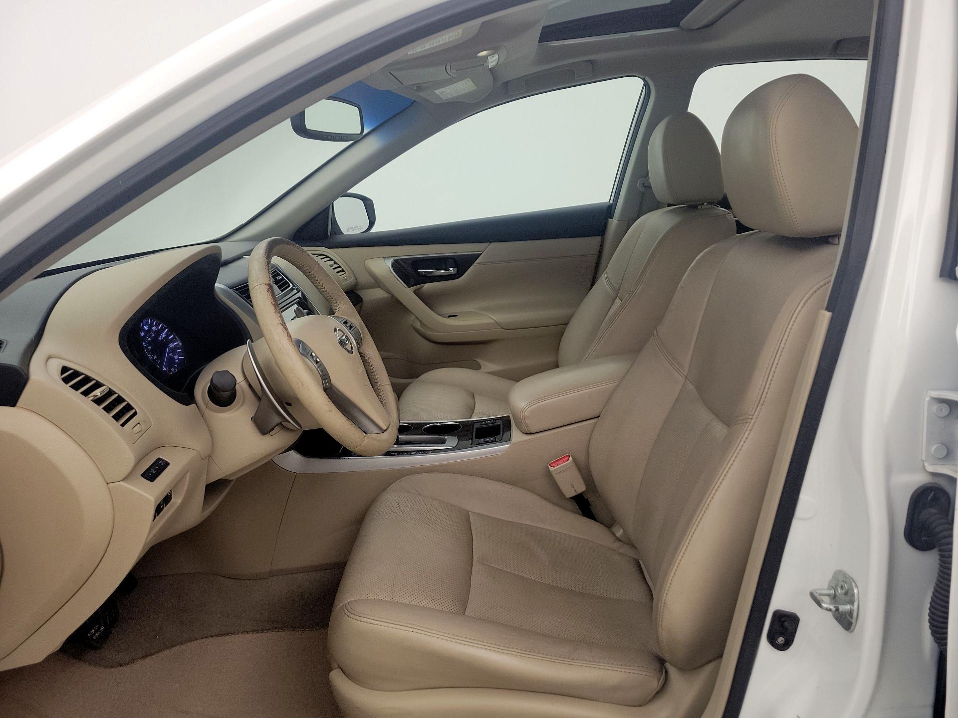 Thumbnail: 2014 Nissan Altima - 11
